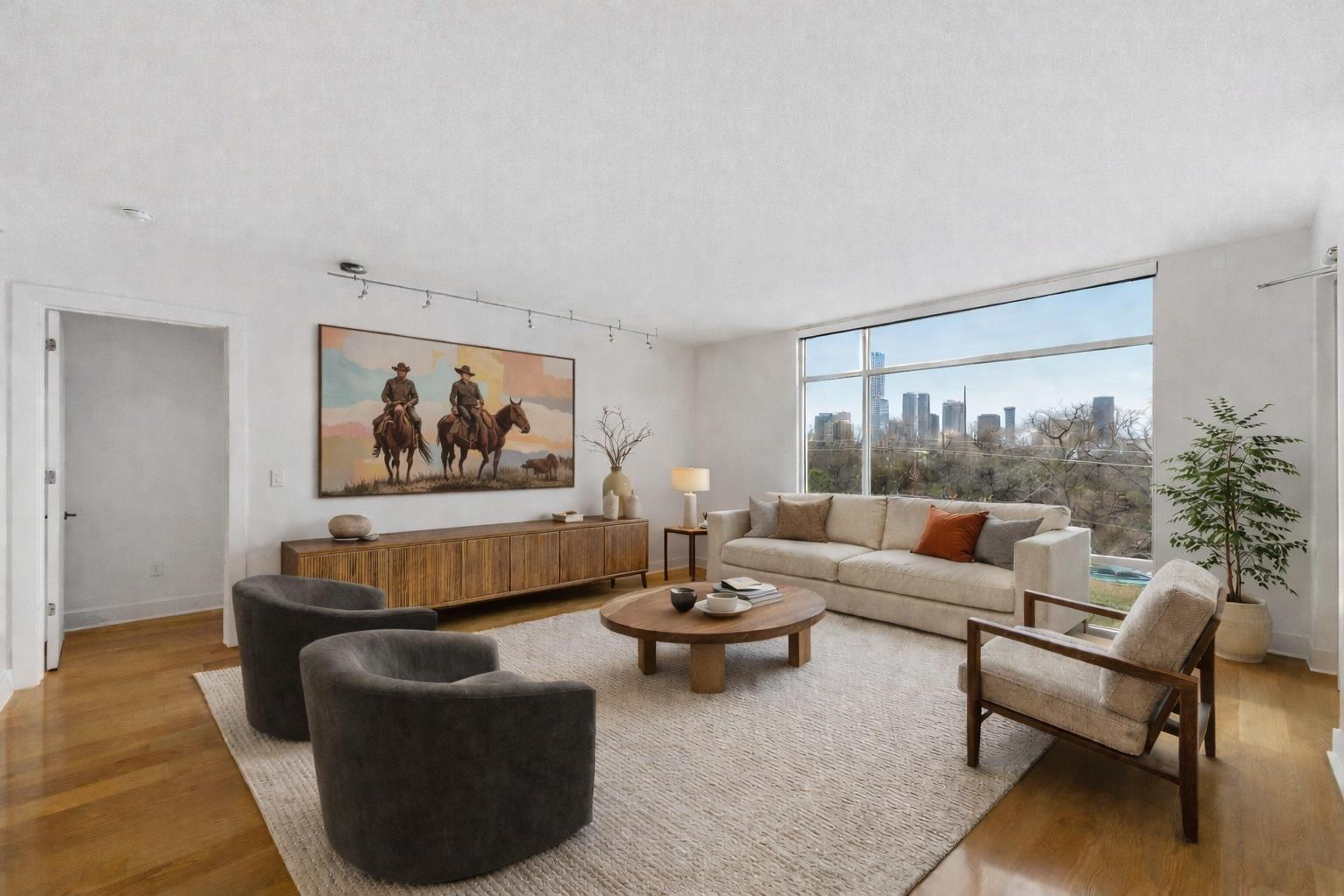 210 Lee Barton DR # 401