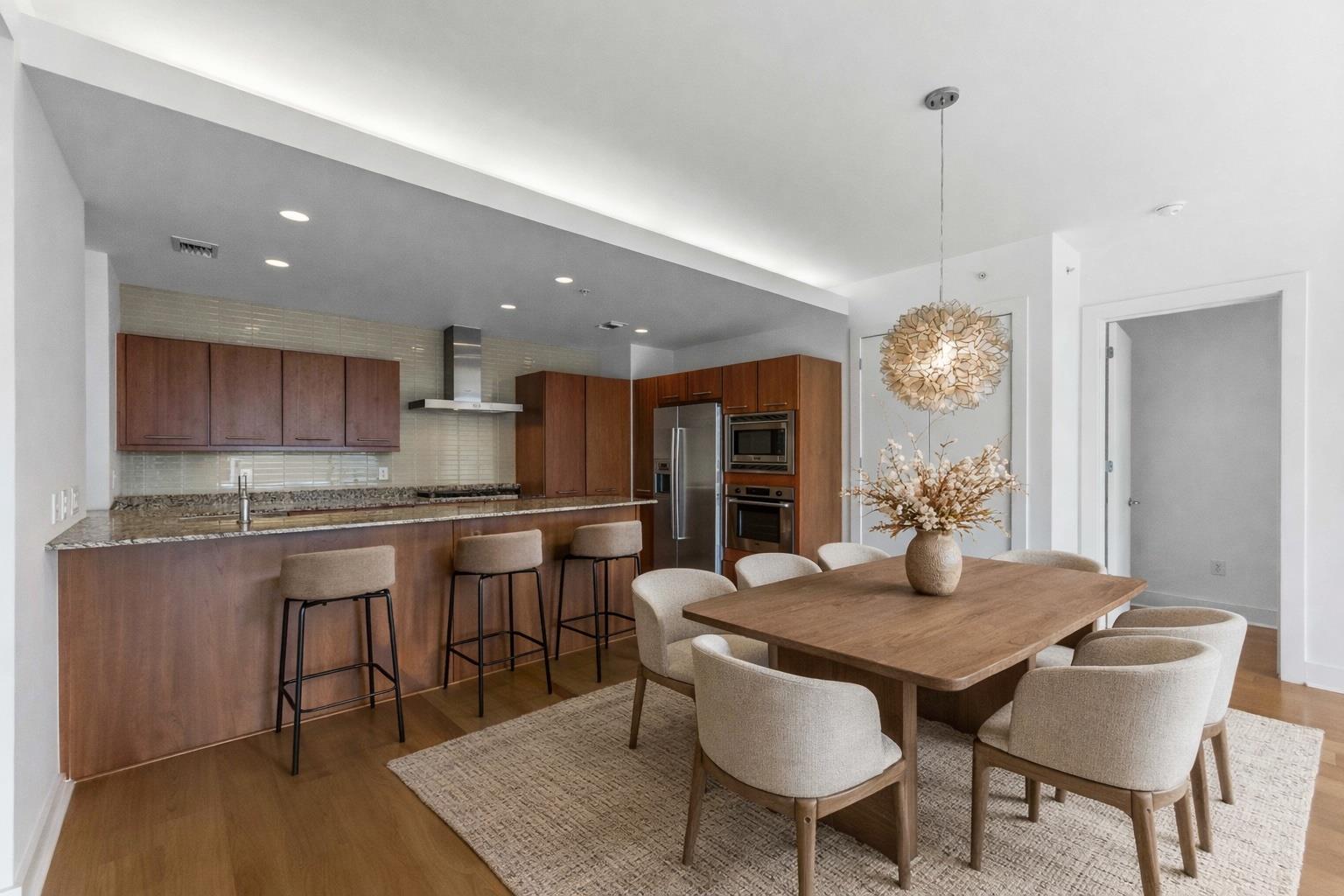 210 Lee Barton DR # 401