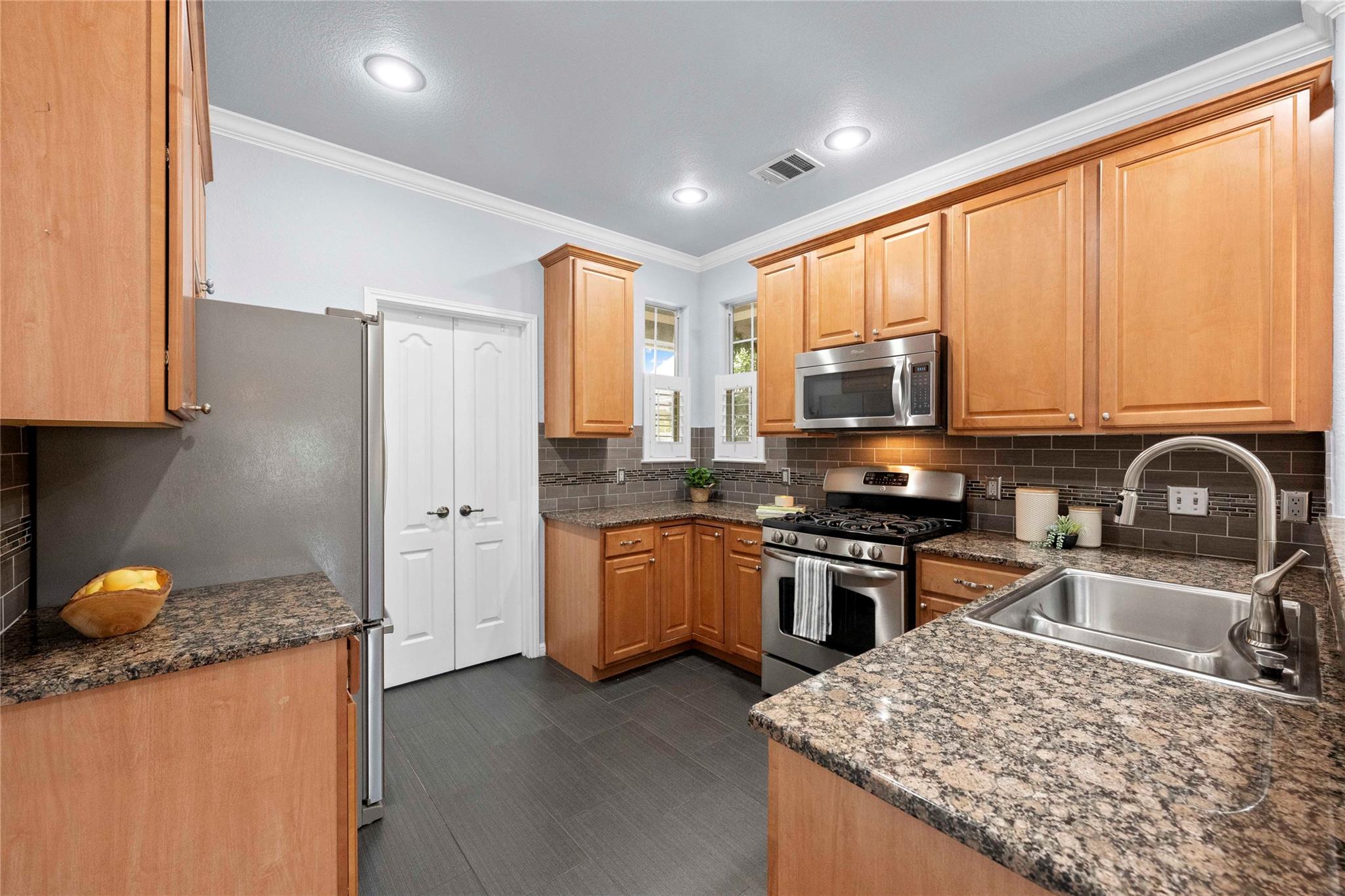 6704 Menchaca RD # 29, Austin Unit: 29