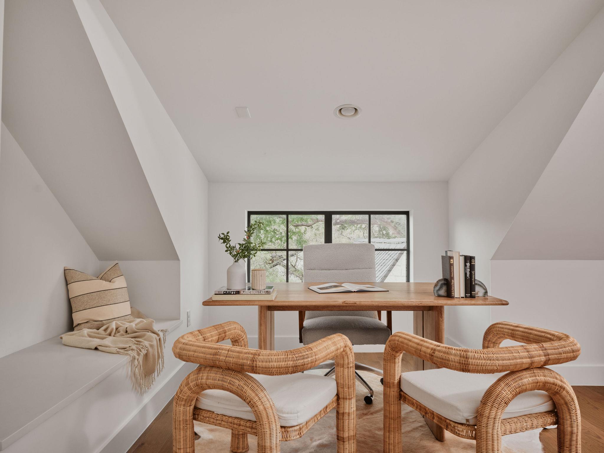 809 Mariposa DR # 1