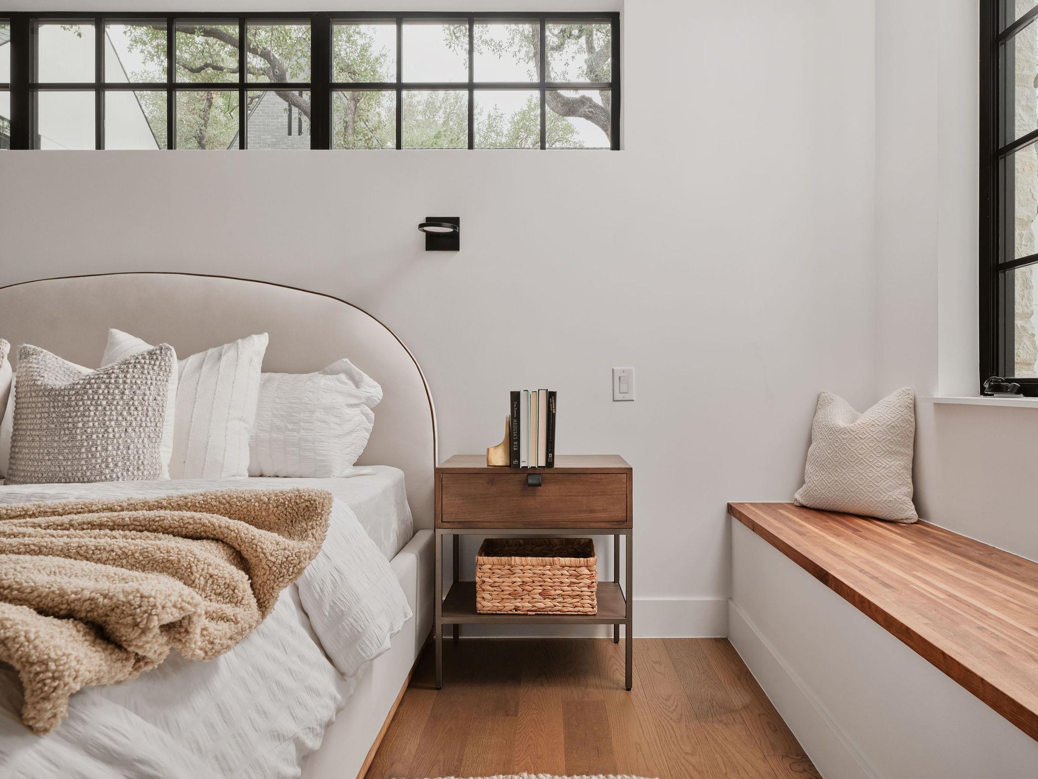809 Mariposa DR # 1