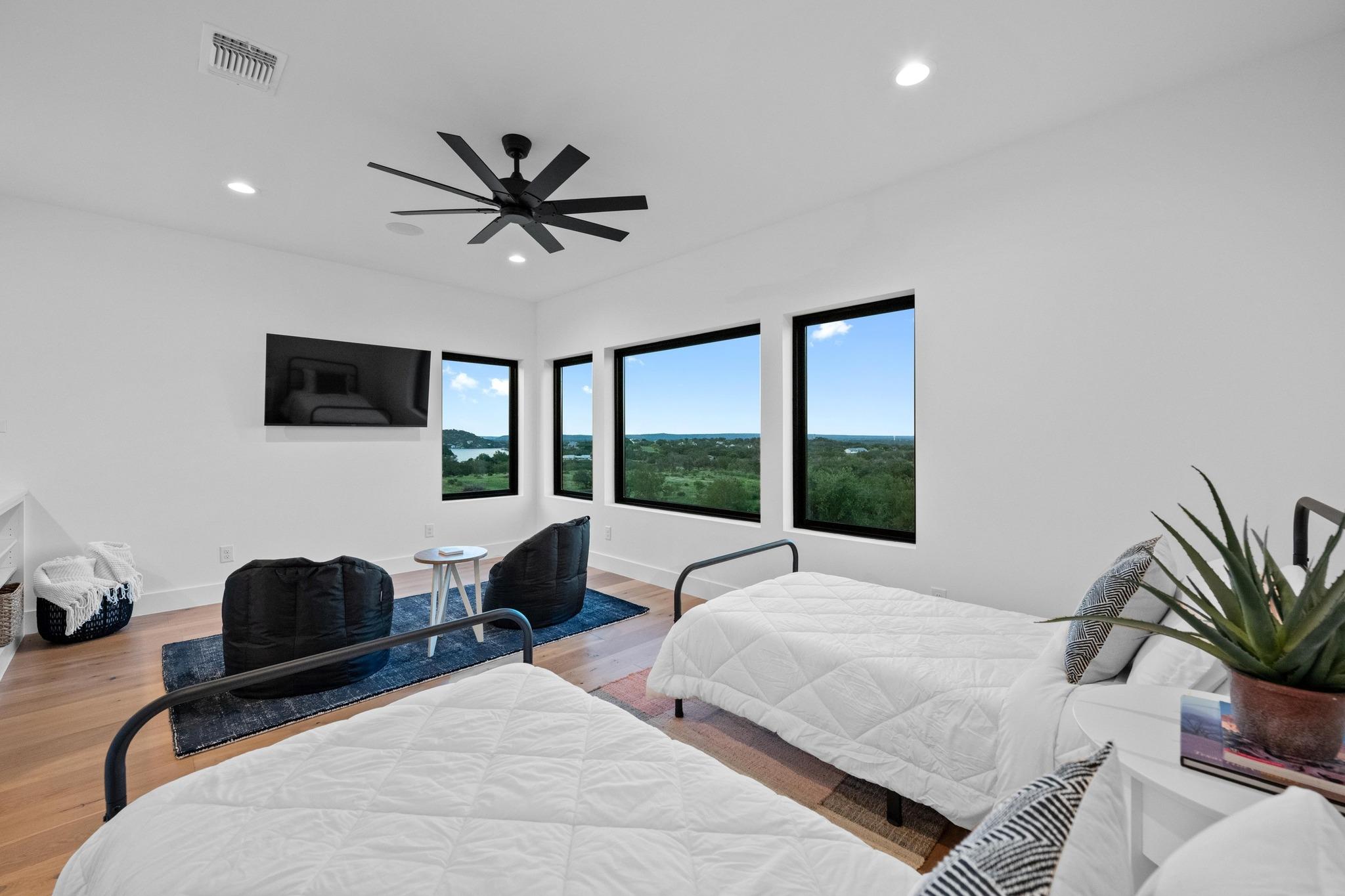 111 Rock N Robyn Trail