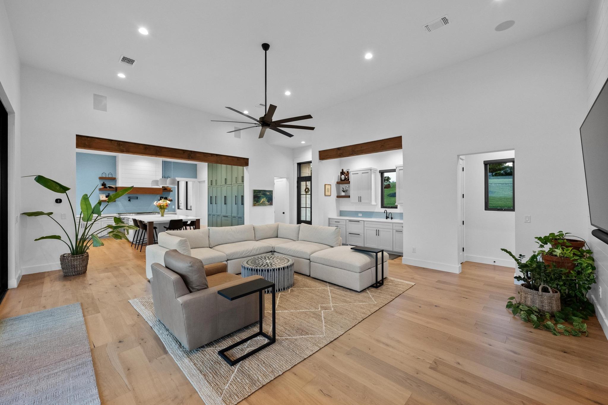 111 Rock N Robyn Trail