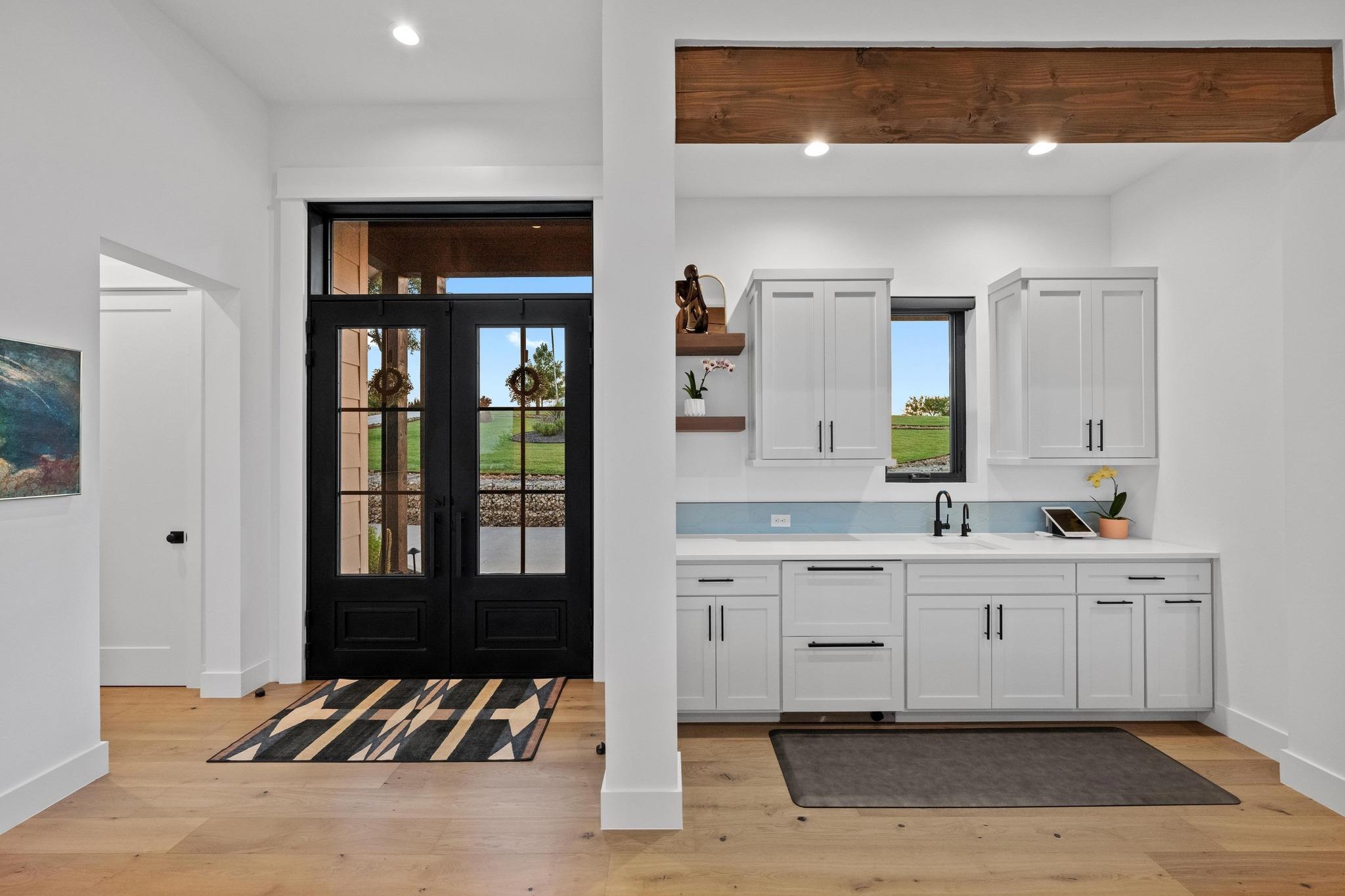 111 Rock N Robyn Trail