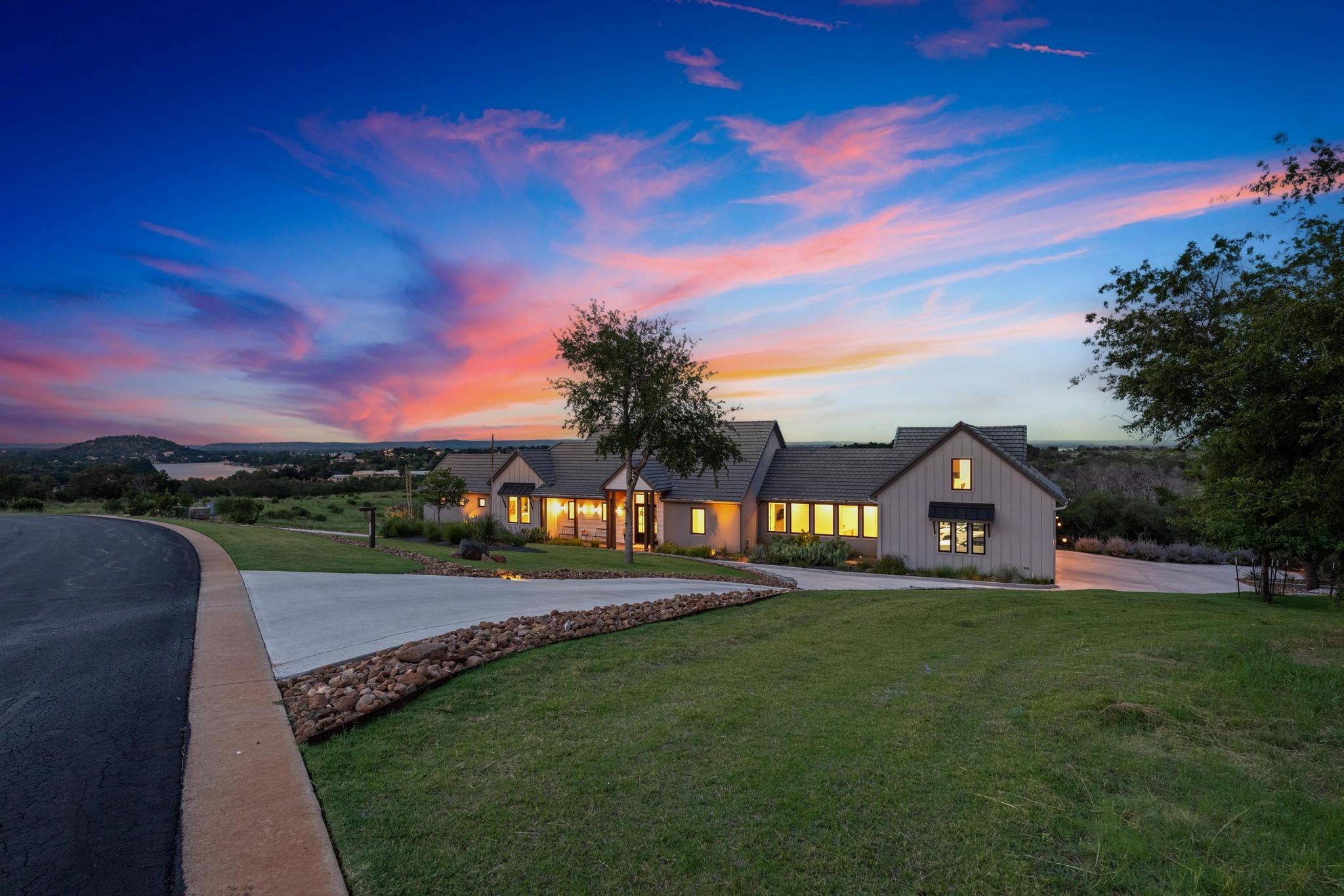 111 Rock N Robyn Trail