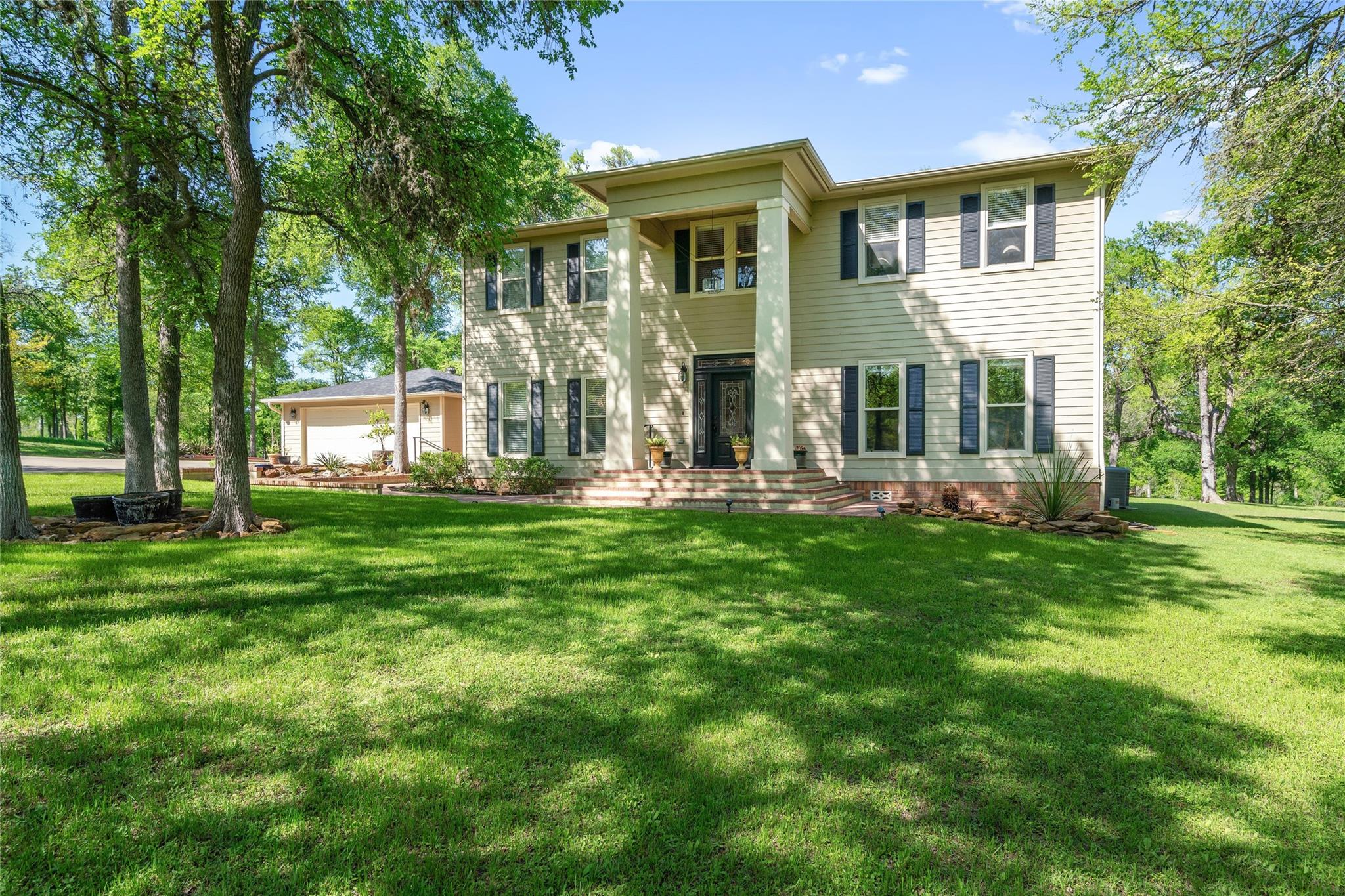 177 Colorado DR