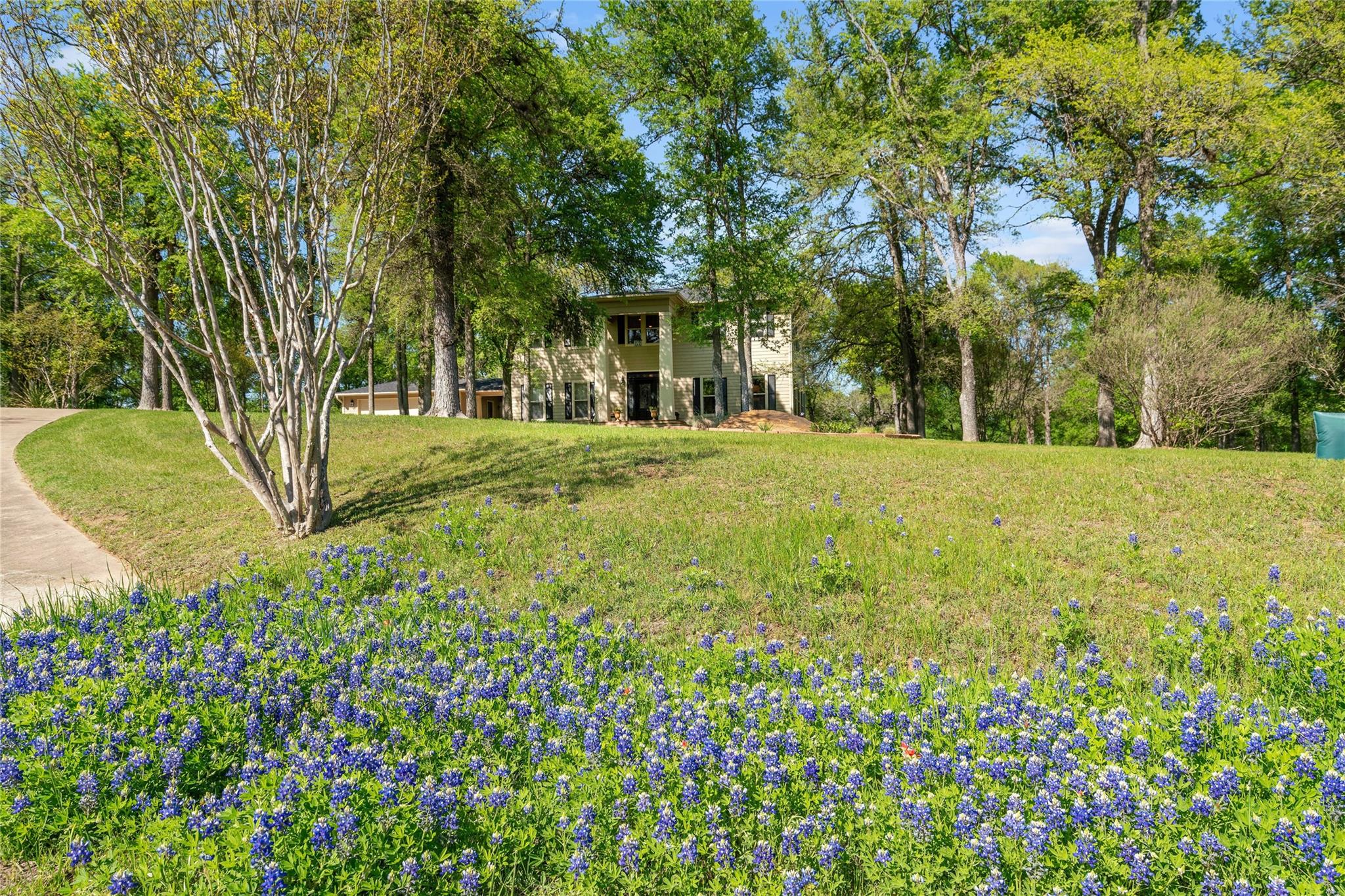 177 Colorado DR
