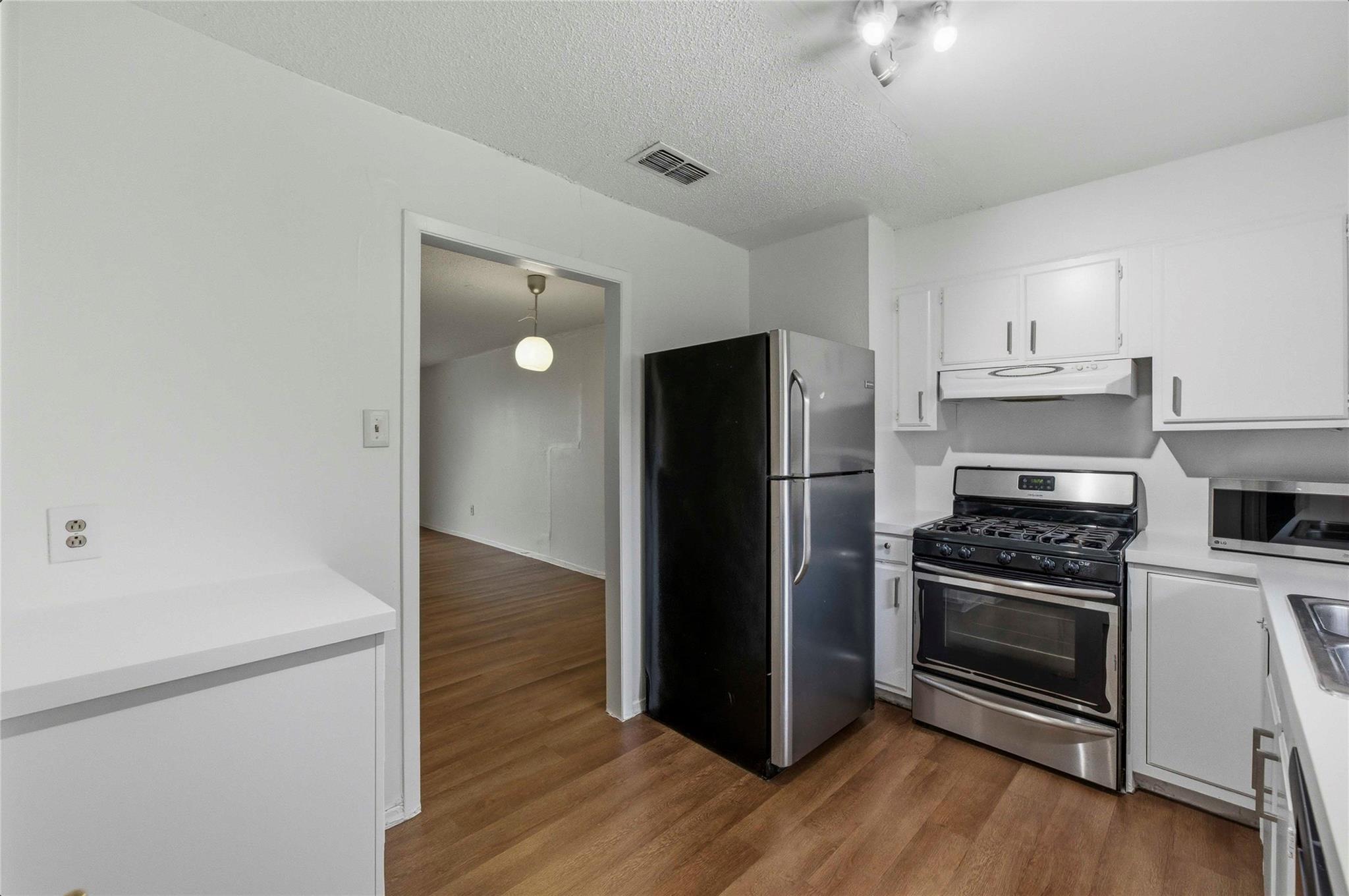 1706 Elmhurst DR # A