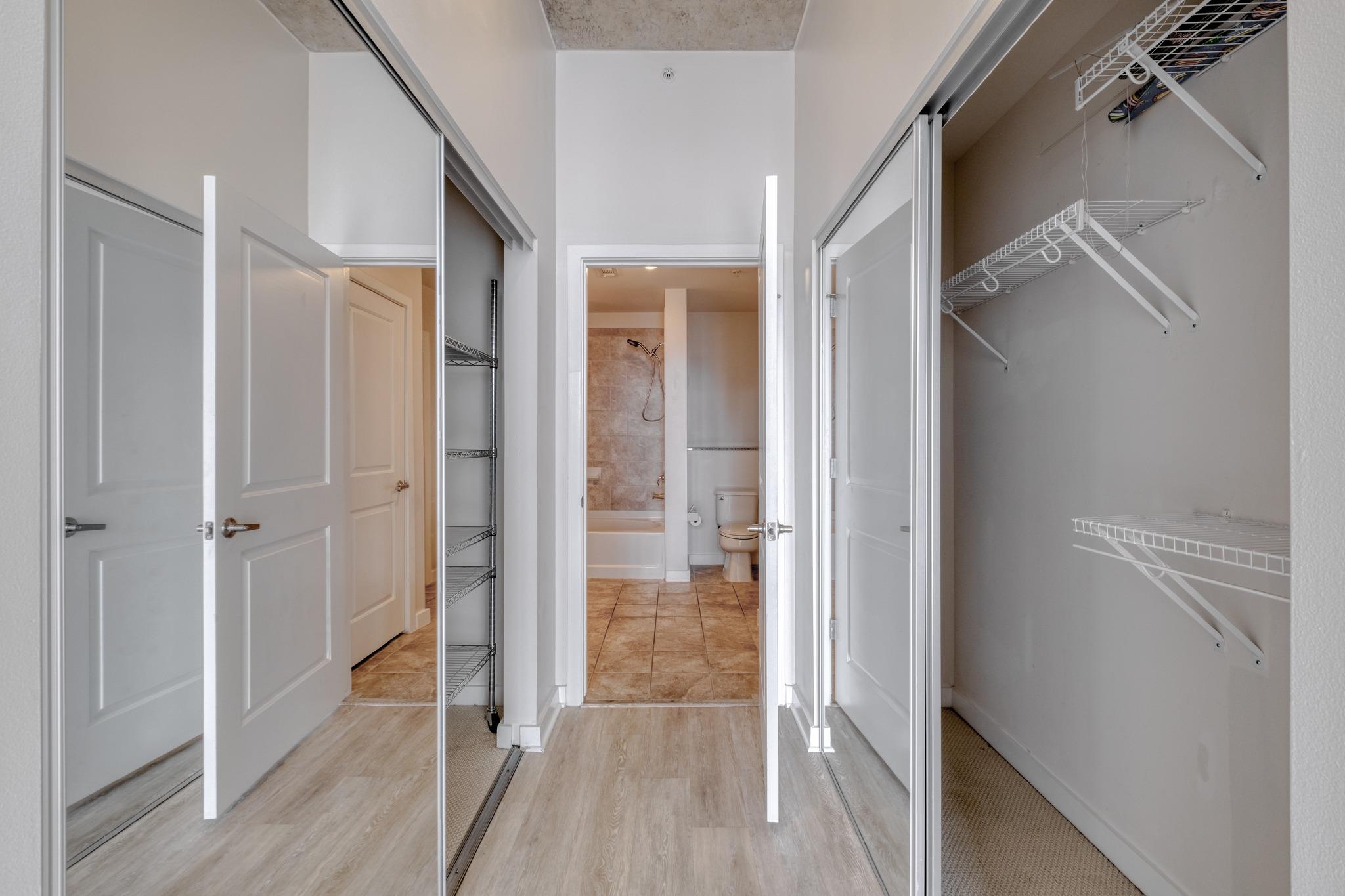 360 Nueces ST # 2407