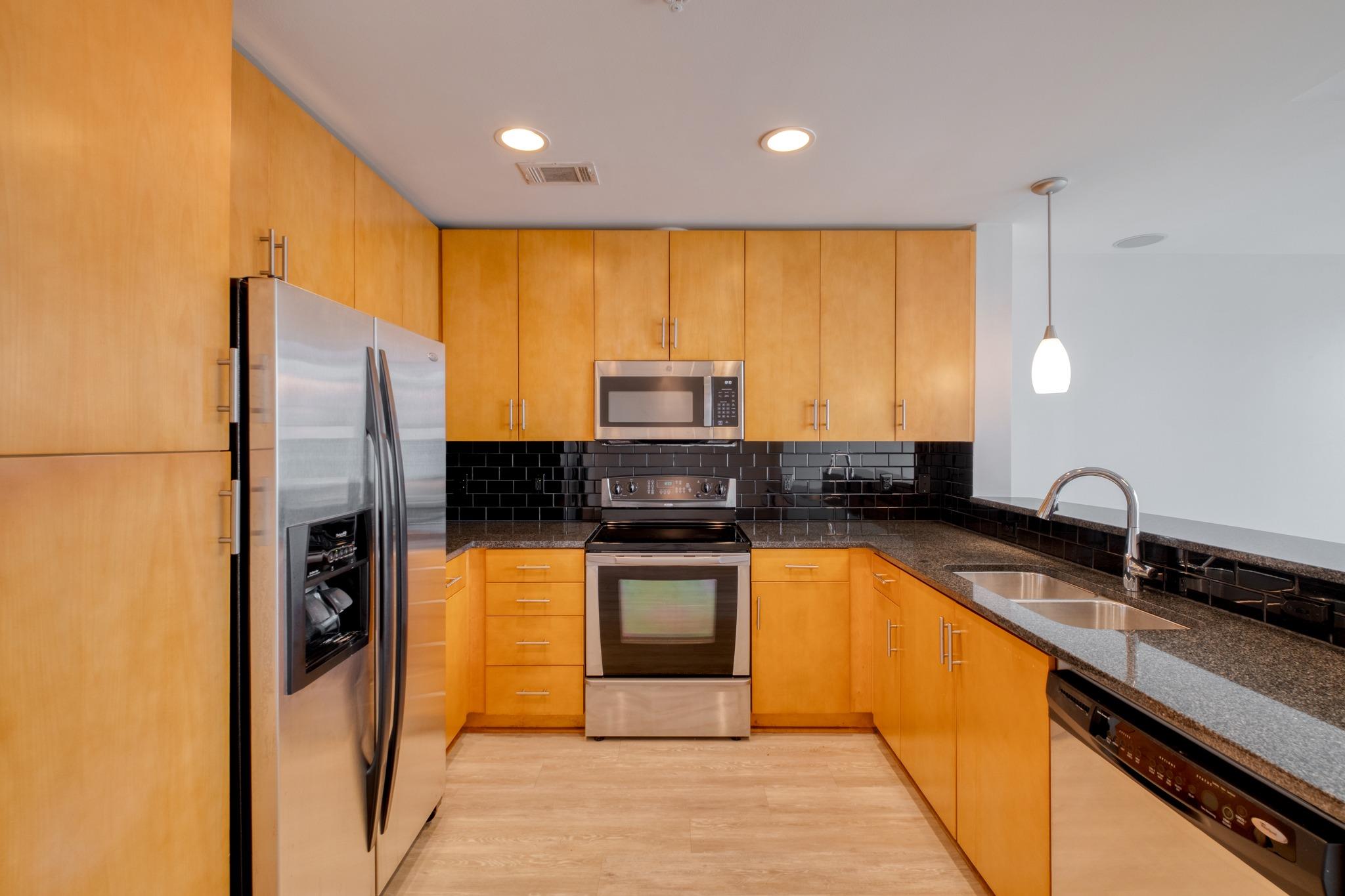 360 Nueces ST # 2407