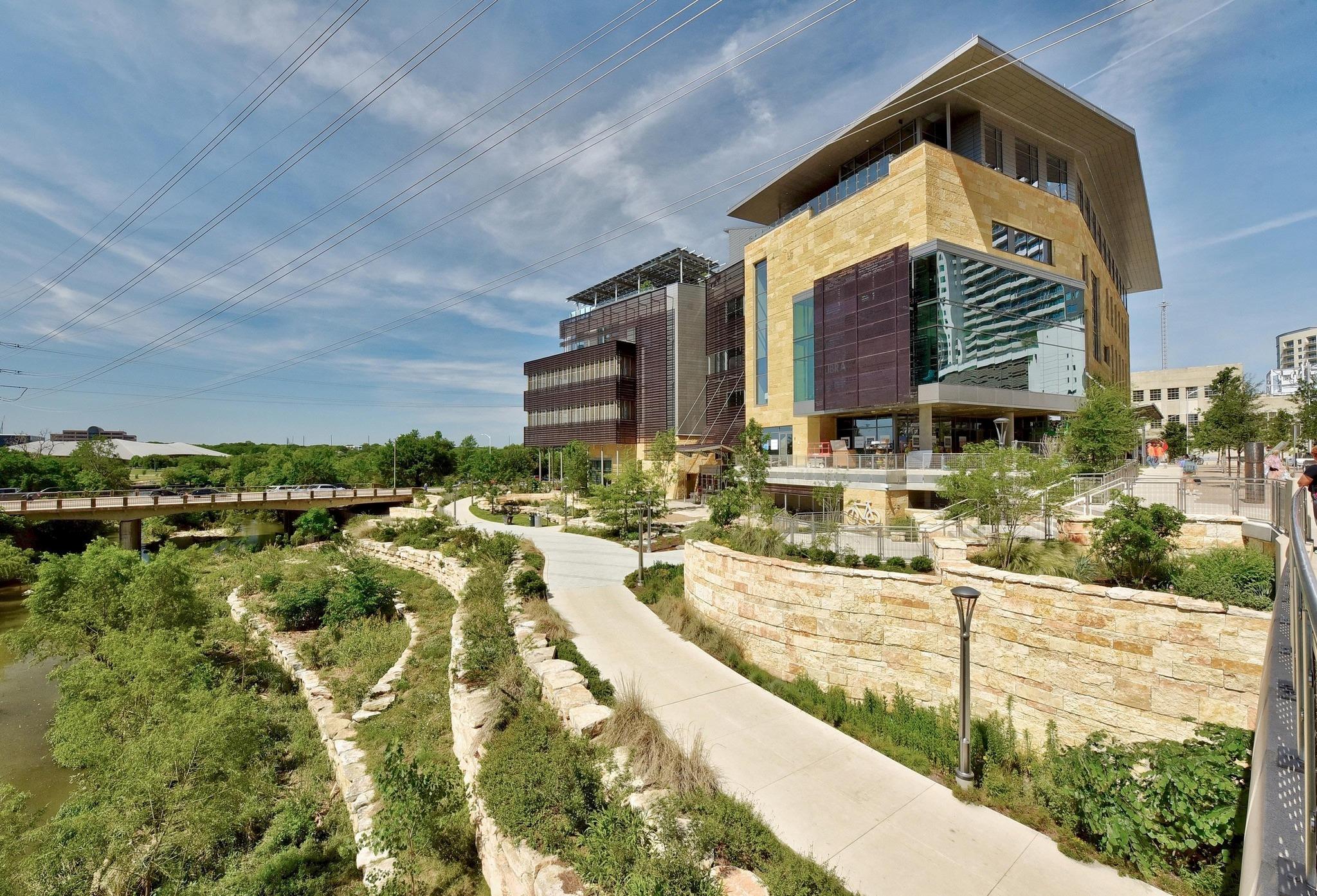 360 Nueces ST # 2407