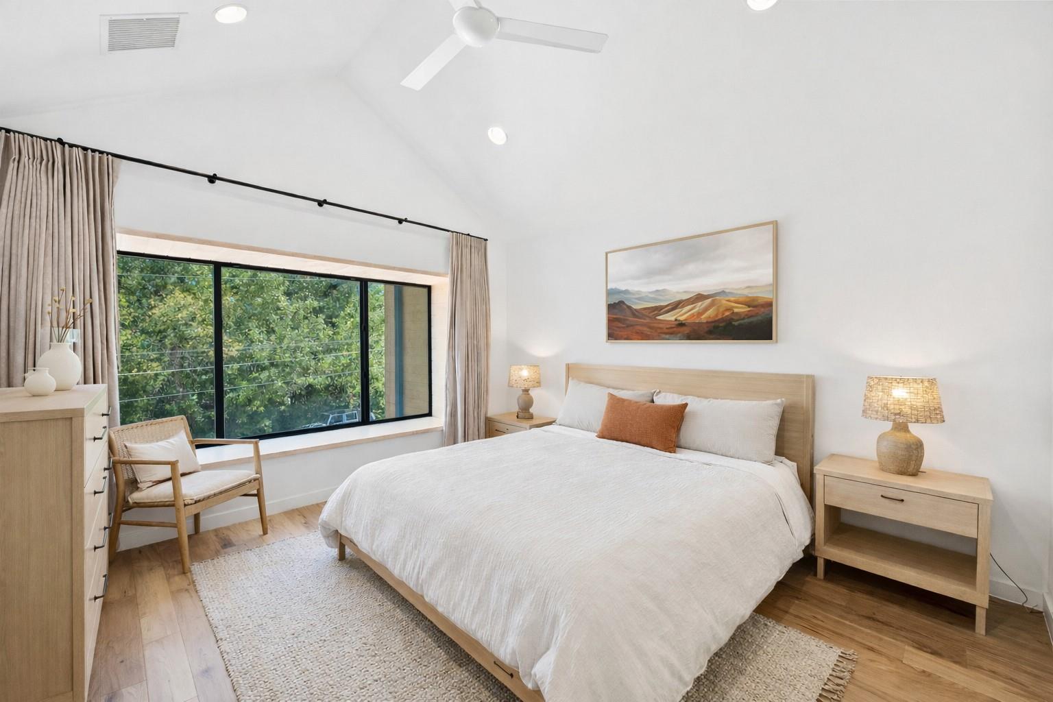 1005 Cardinal LN # B