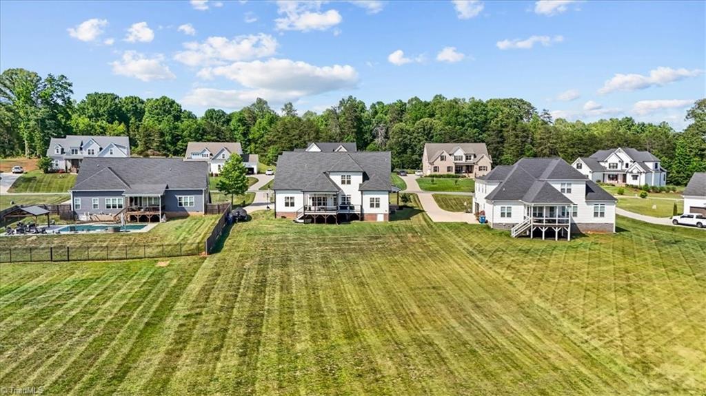 7105 Rae Farms Way