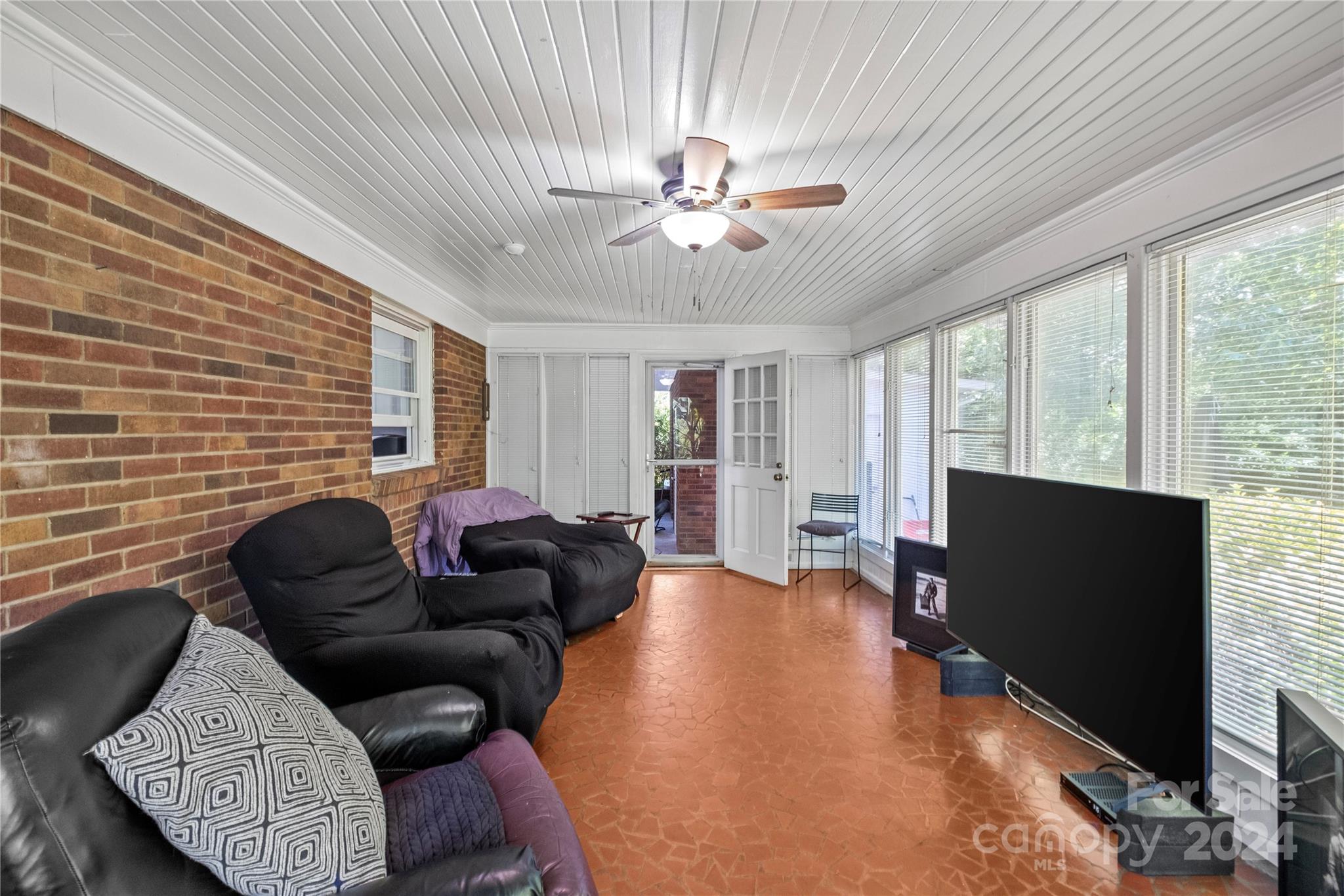 1321 Ferncliff Road