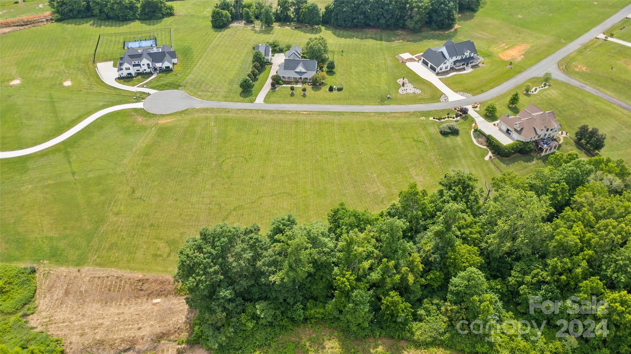 1585 Teeter Farms Drive