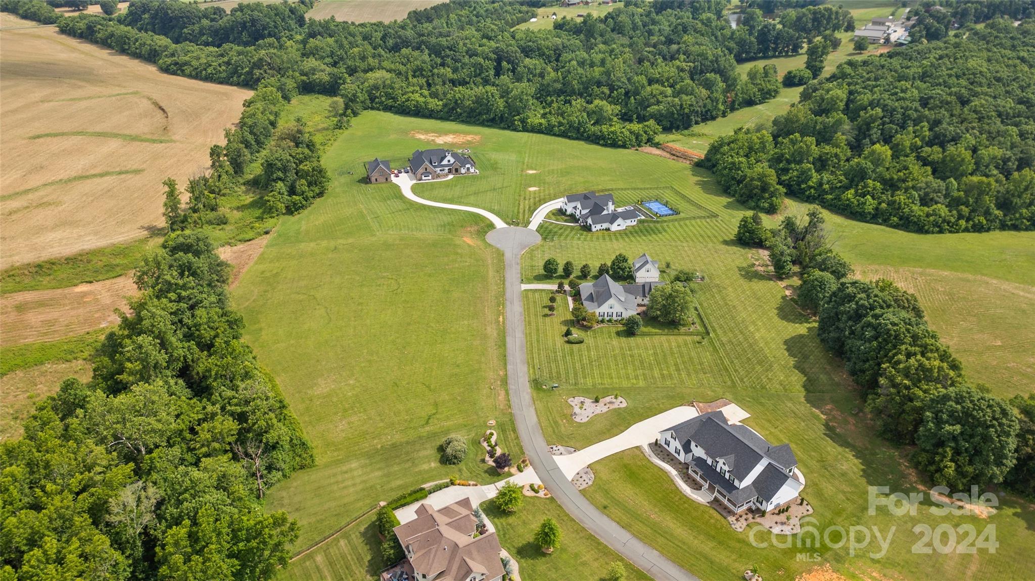 1585 Teeter Farms Drive