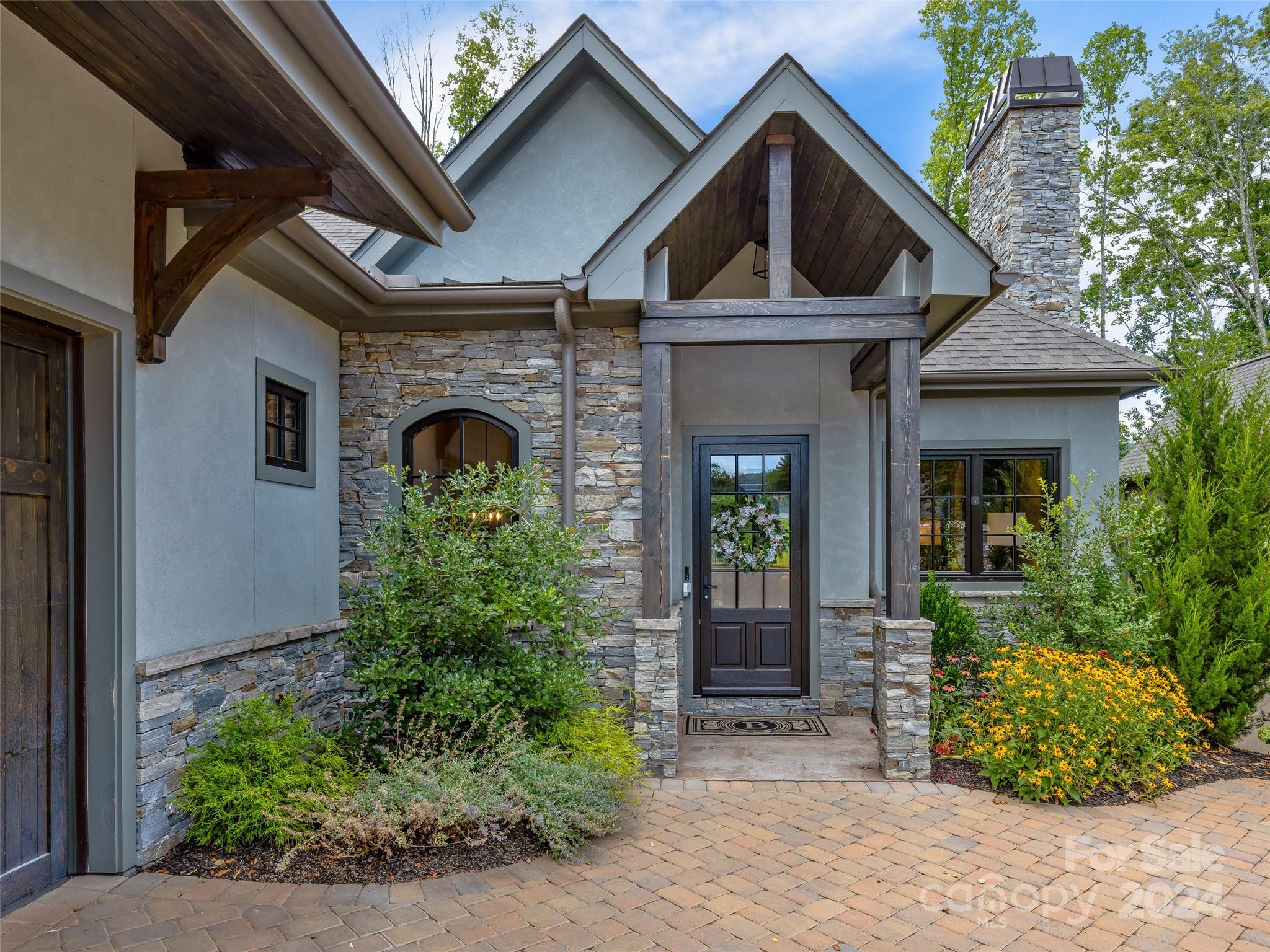 16 Haverhill Way