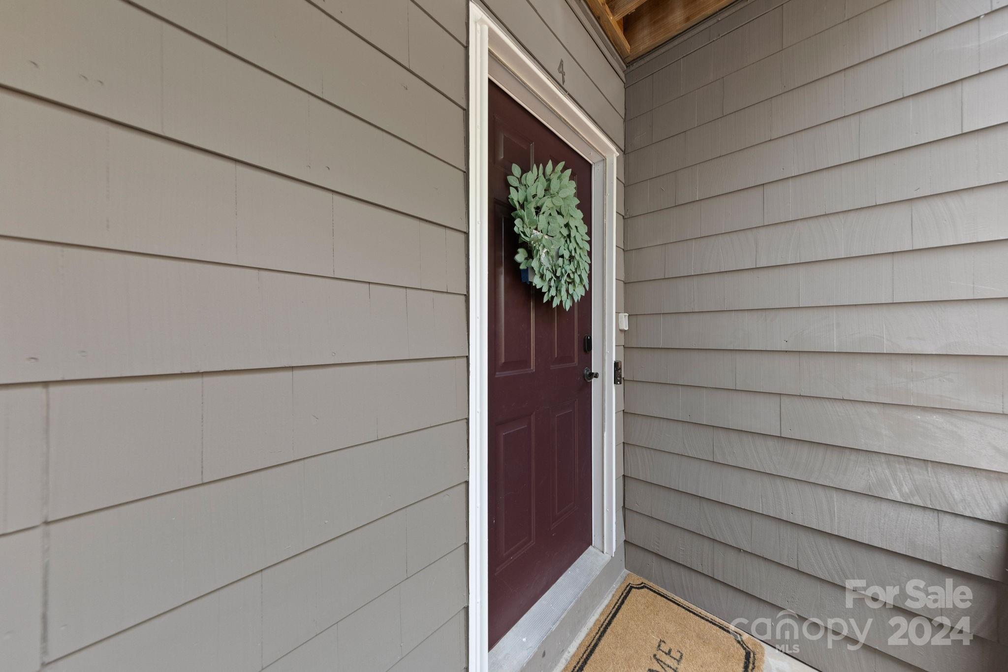 7340 Lakefront Drive Unit: 4