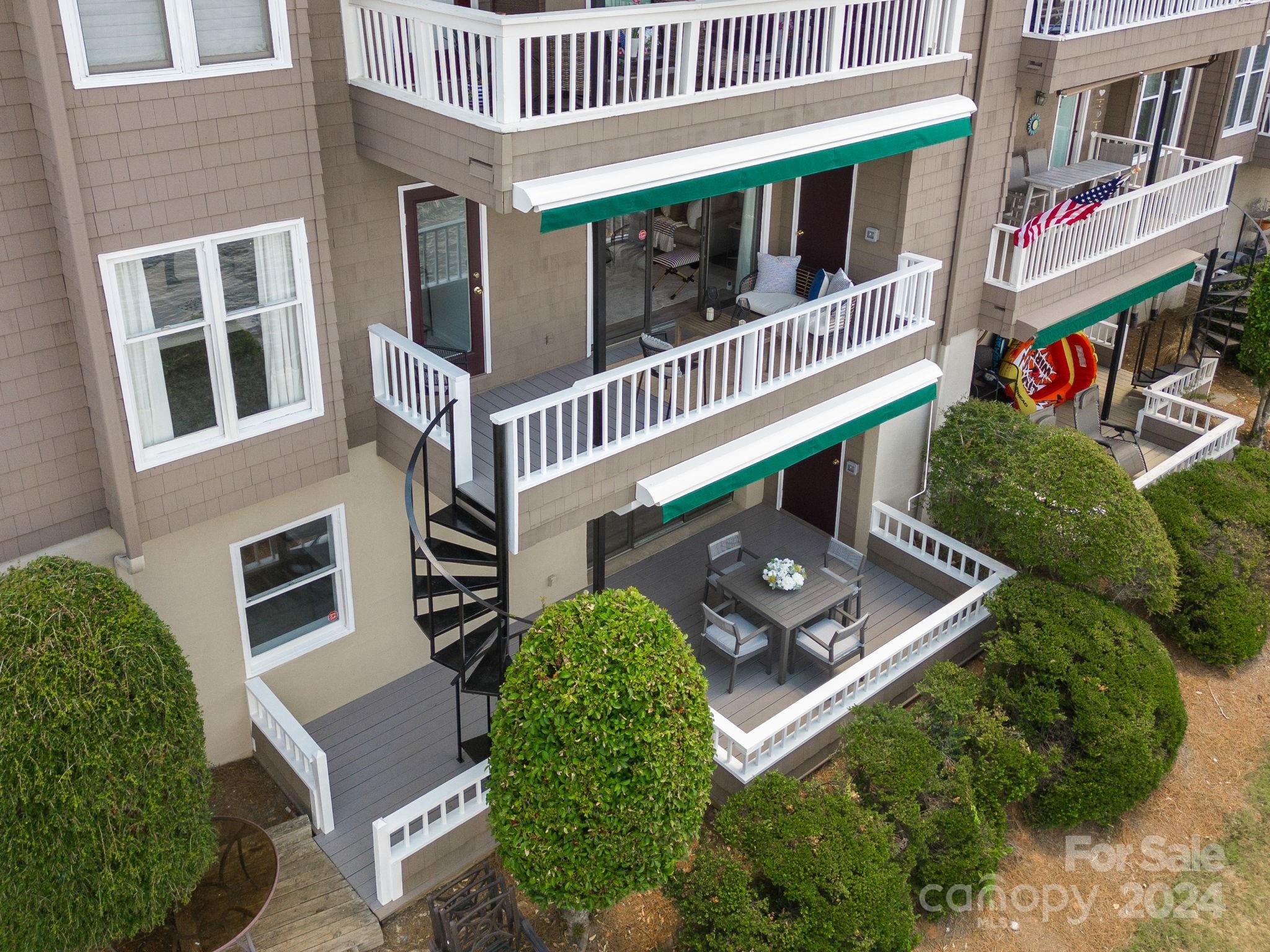 7340 Lakefront Drive Unit: 4