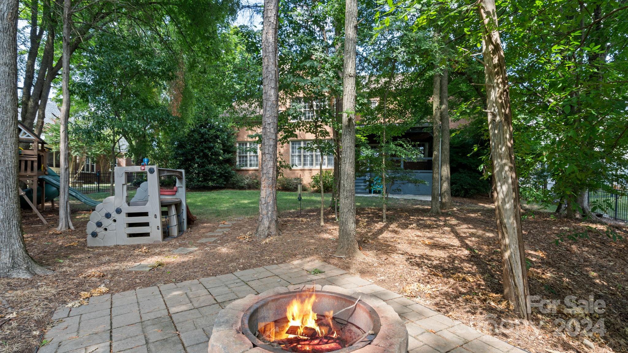 7330 Santorini Lane