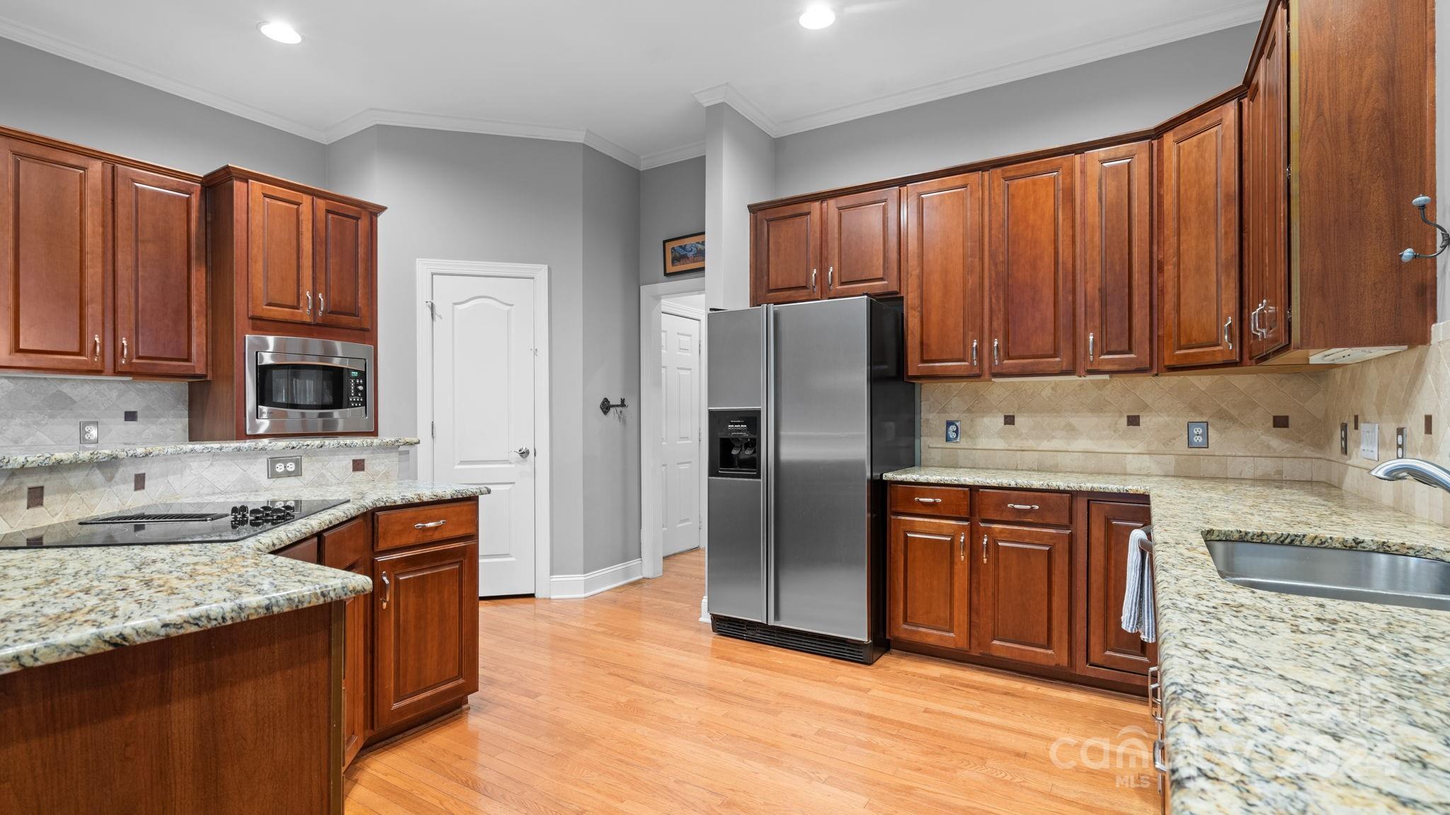 7330 Santorini Lane