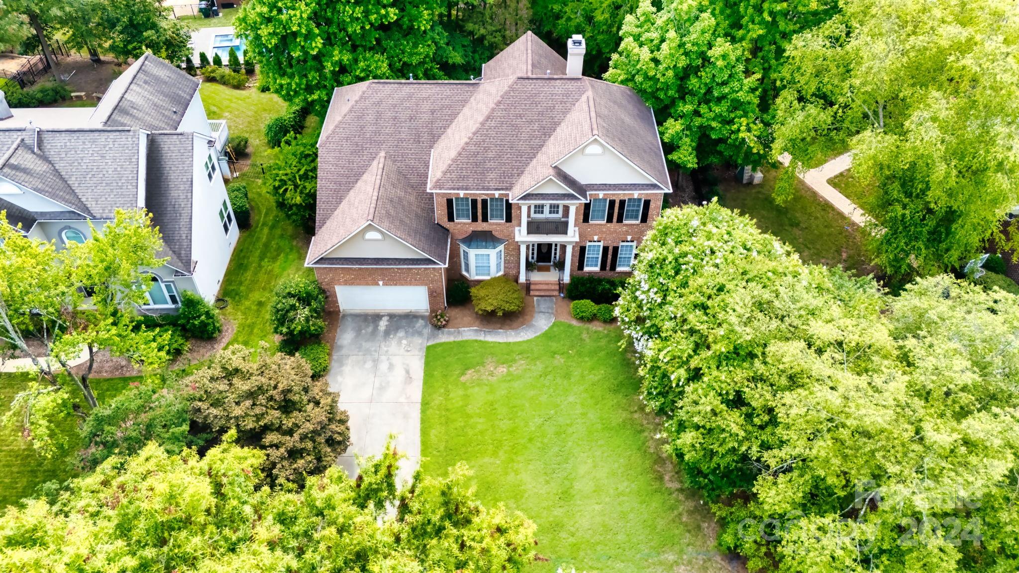 7330 Santorini Lane