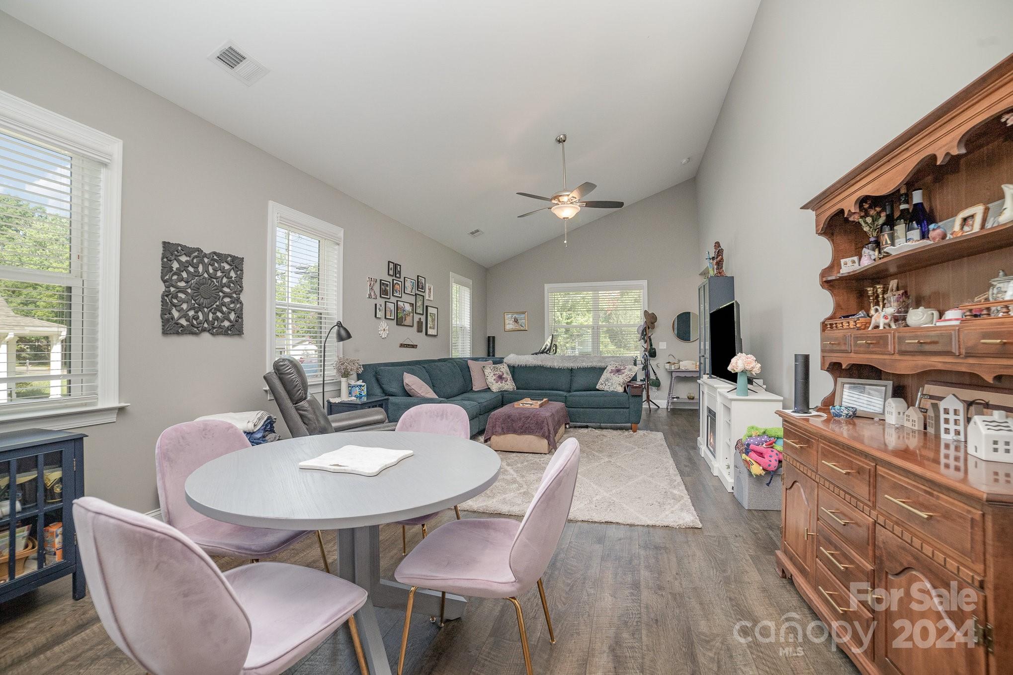 3906 Sofley Road
