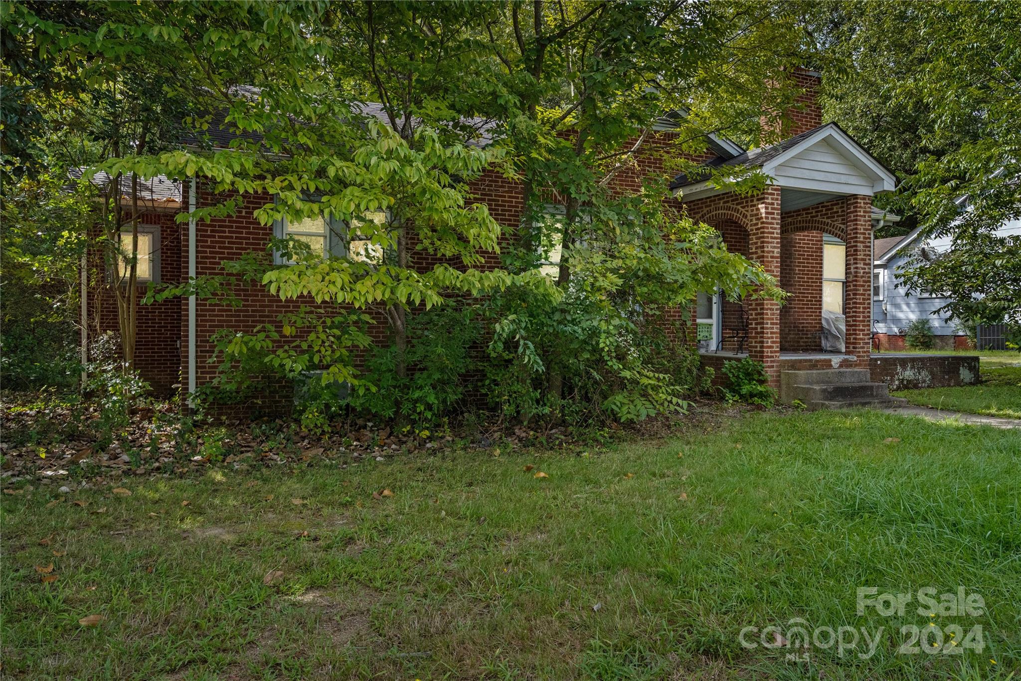 1512 Lane Street