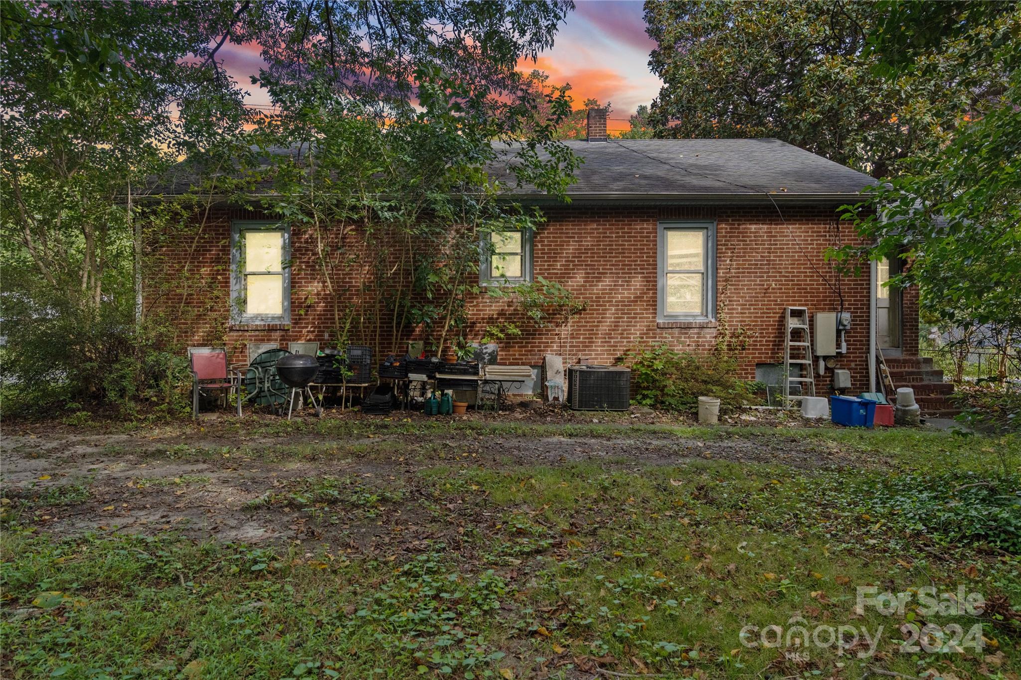 1512 Lane Street