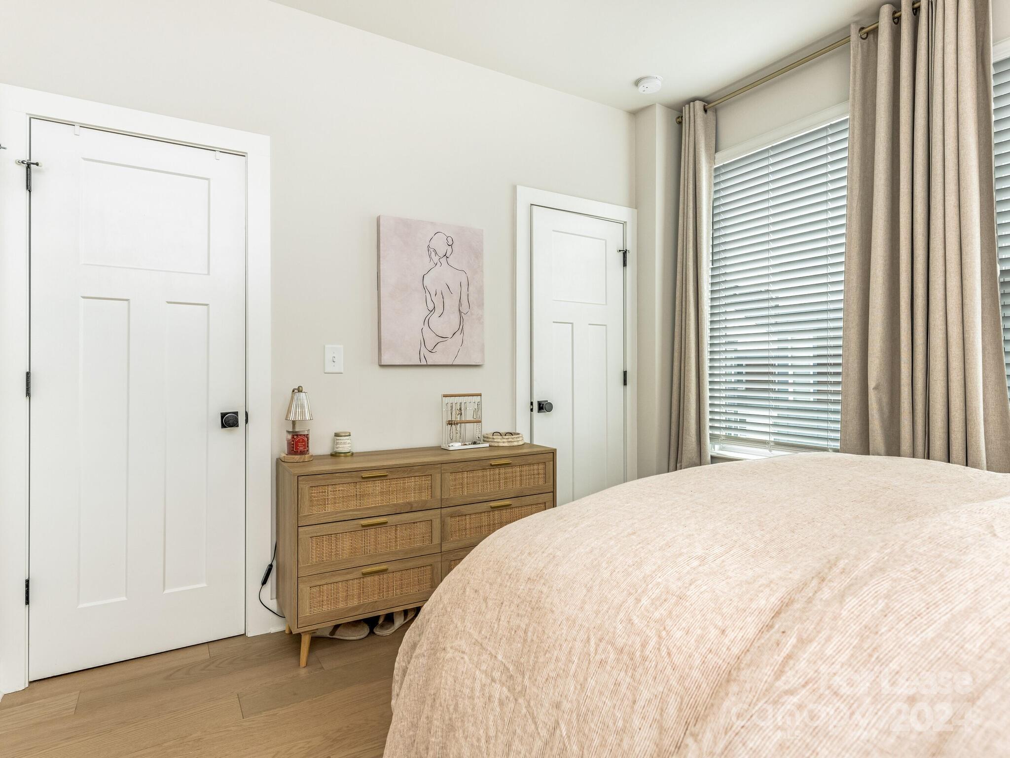 5112 York Park Lane Unit: 18