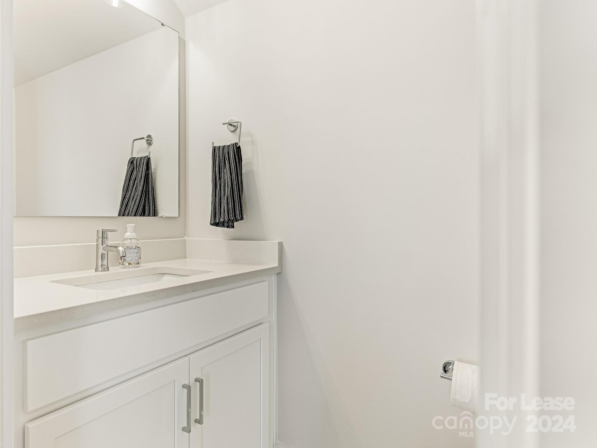 5112 York Park Lane Unit: 18
