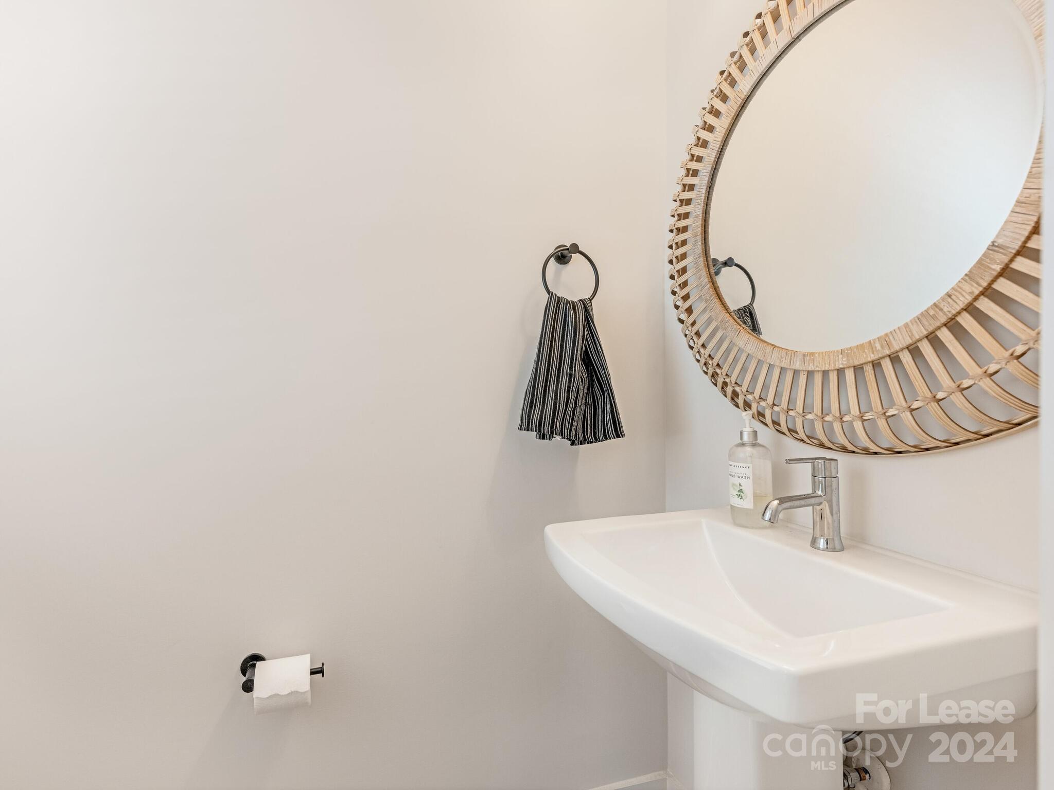 5112 York Park Lane Unit: 18