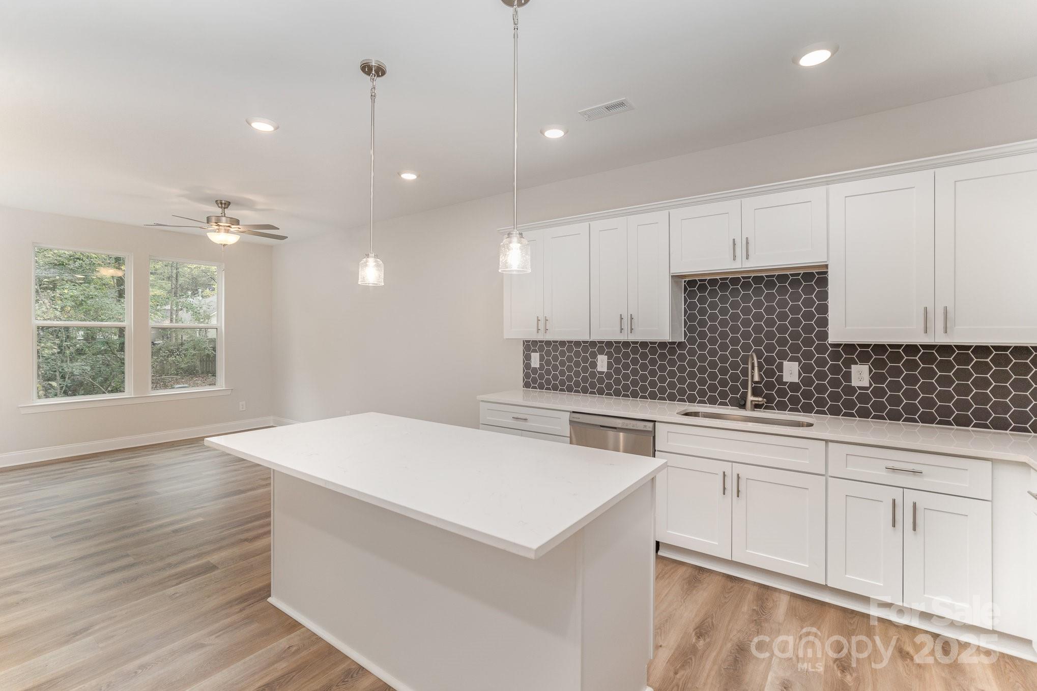 2817 New Pineola Road Unit: 6A