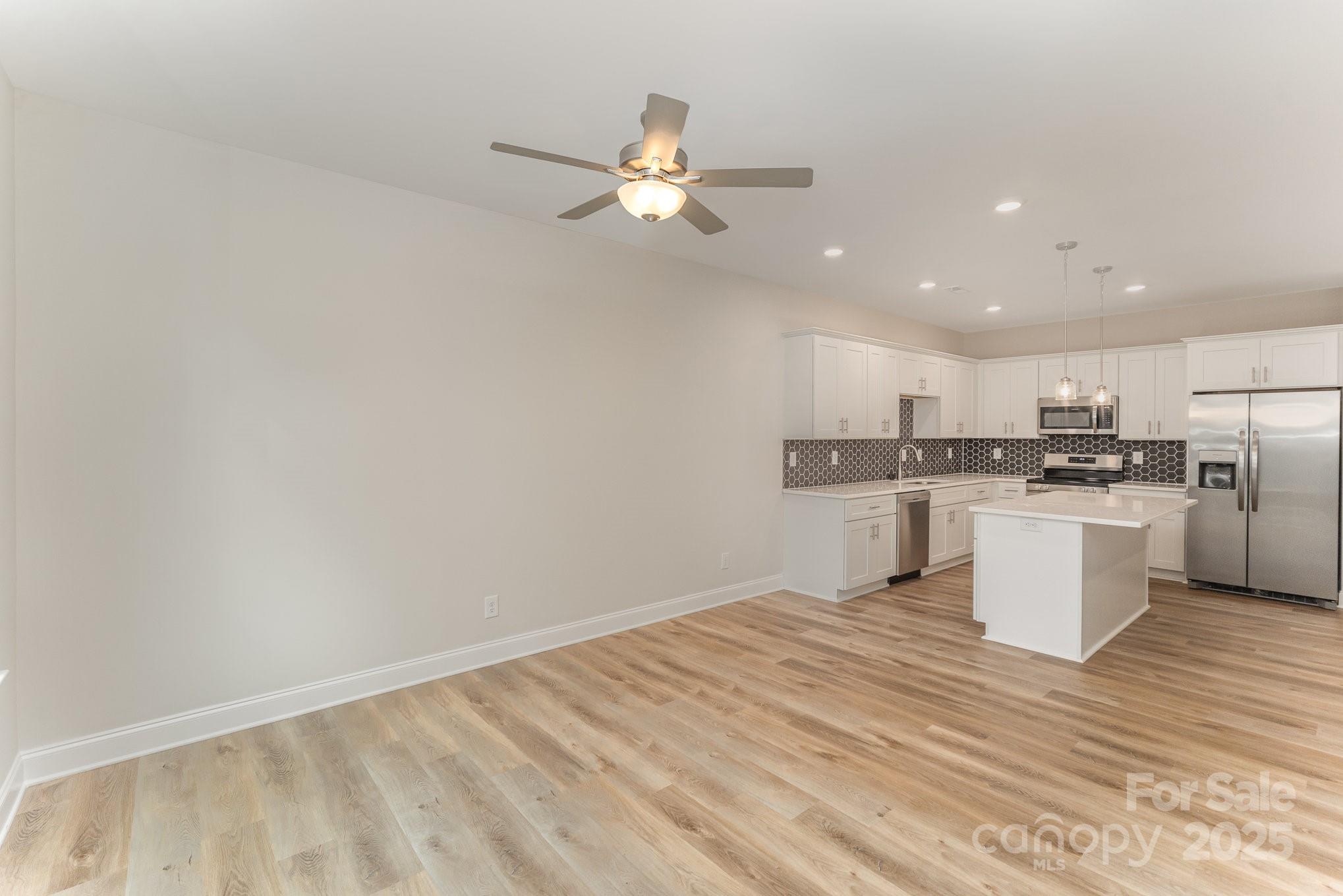 2817 New Pineola Road Unit: 6A
