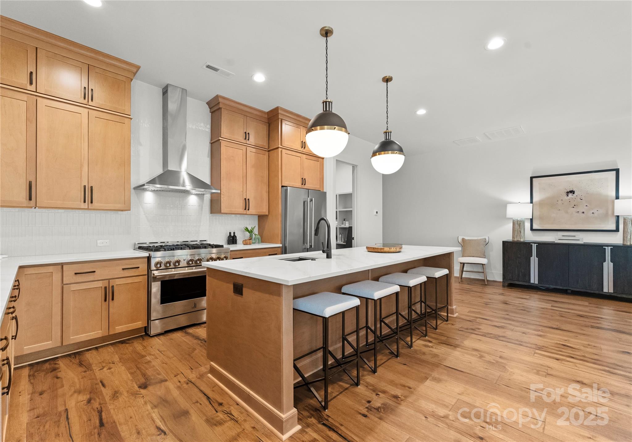 5520 Chedworth Drive