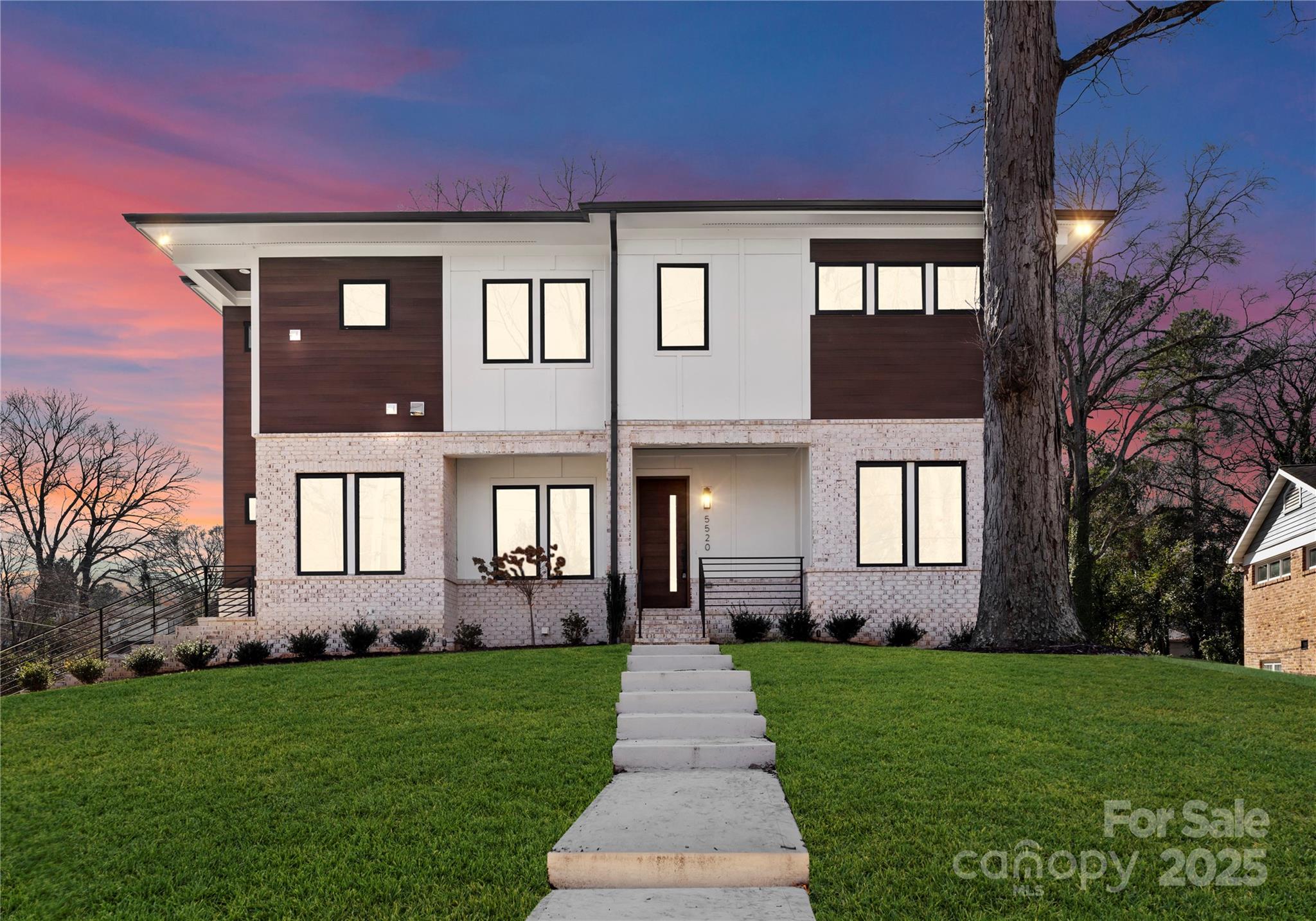 5520 Chedworth Drive