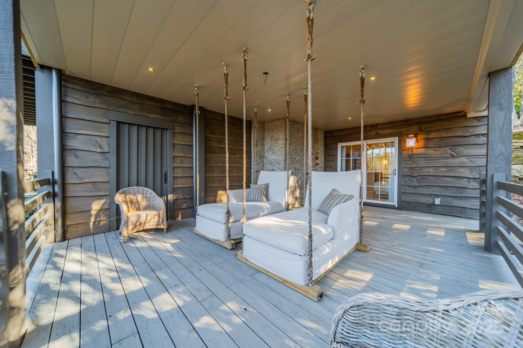 87 & 91 Salt Rock Court