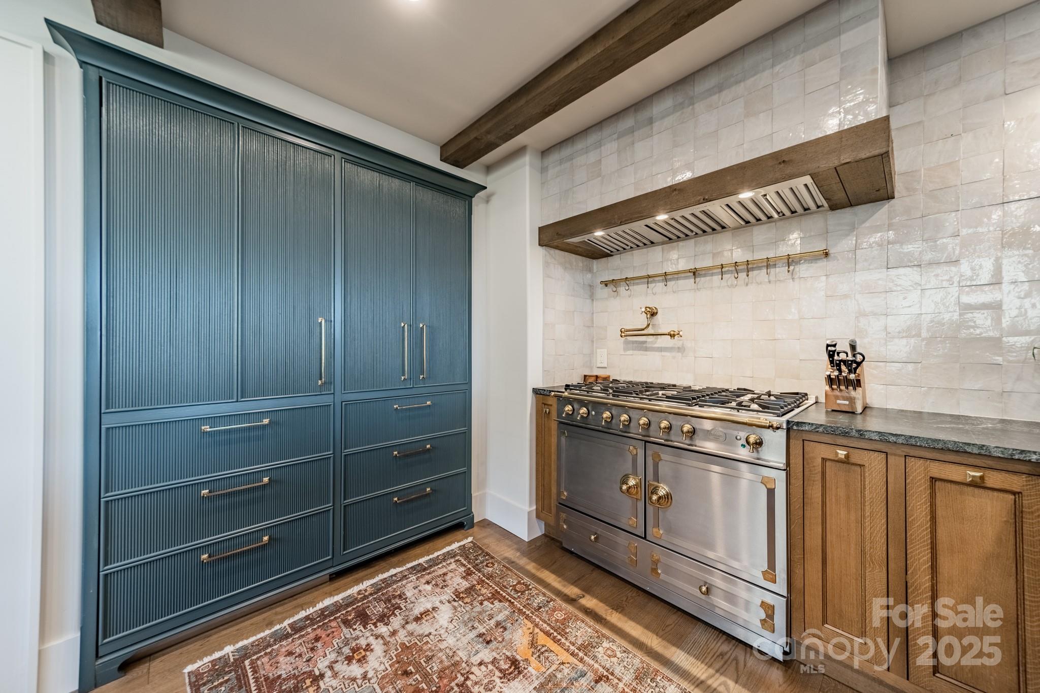 87 & 91 Salt Rock Court