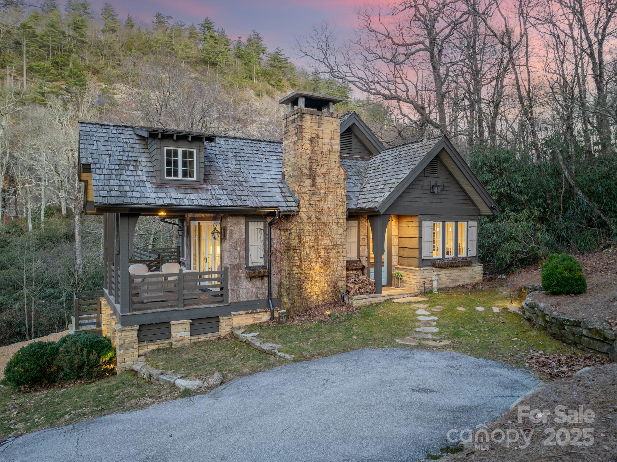 87 & 91 Salt Rock Court