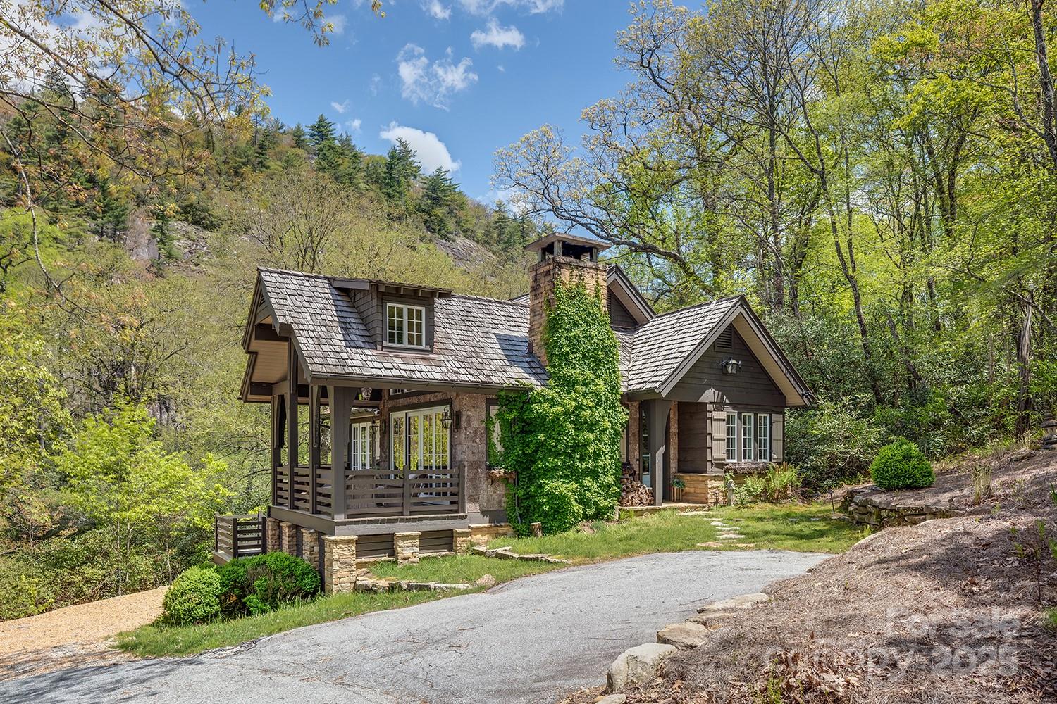 87 & 91 Salt Rock Court