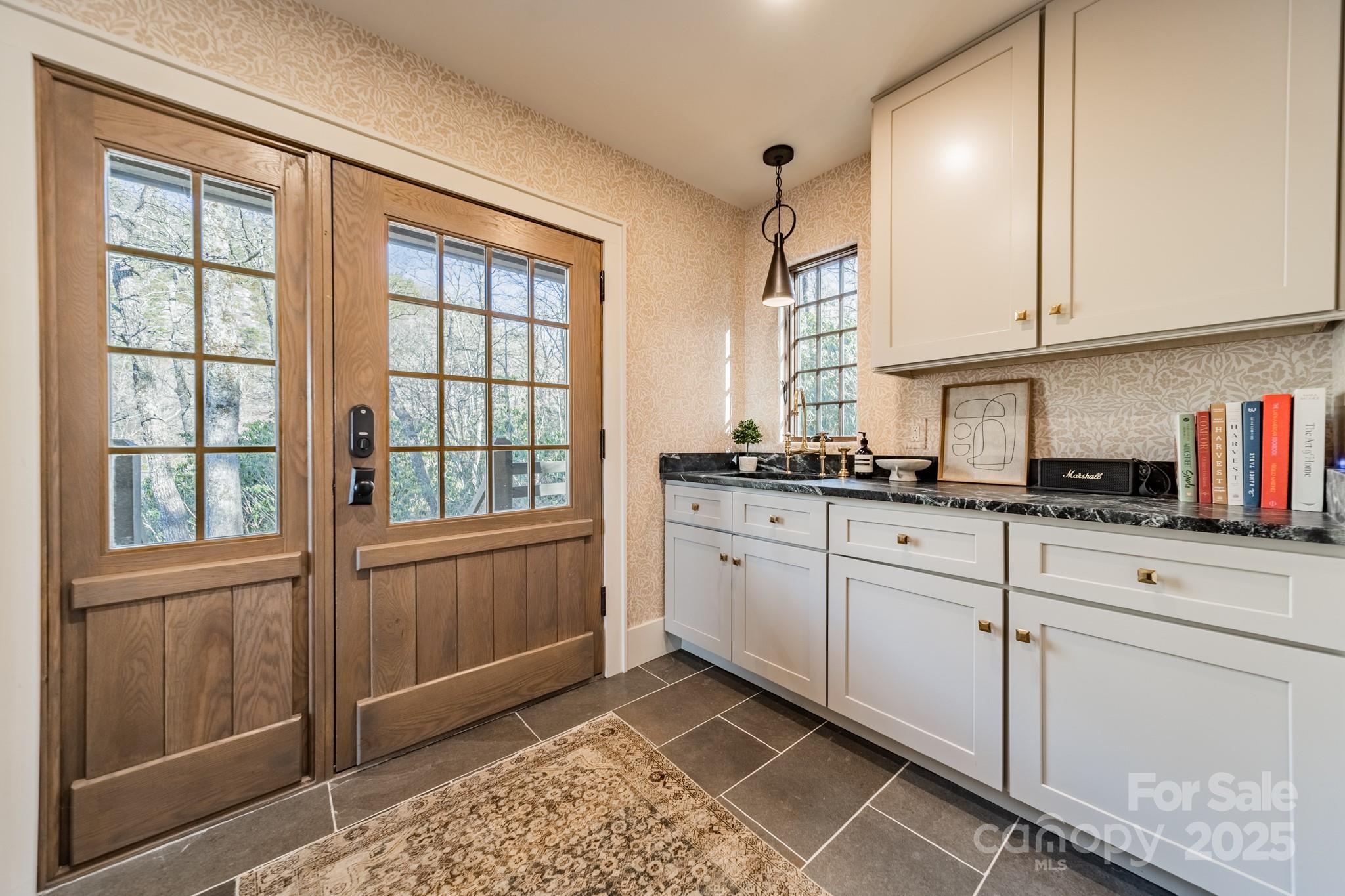 87 & 91 Salt Rock Court