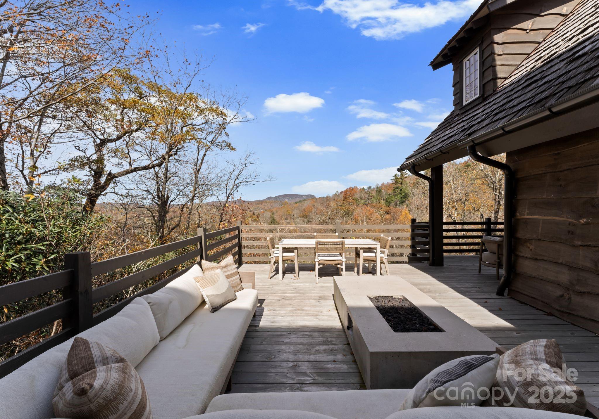 87 & 91 Salt Rock Court