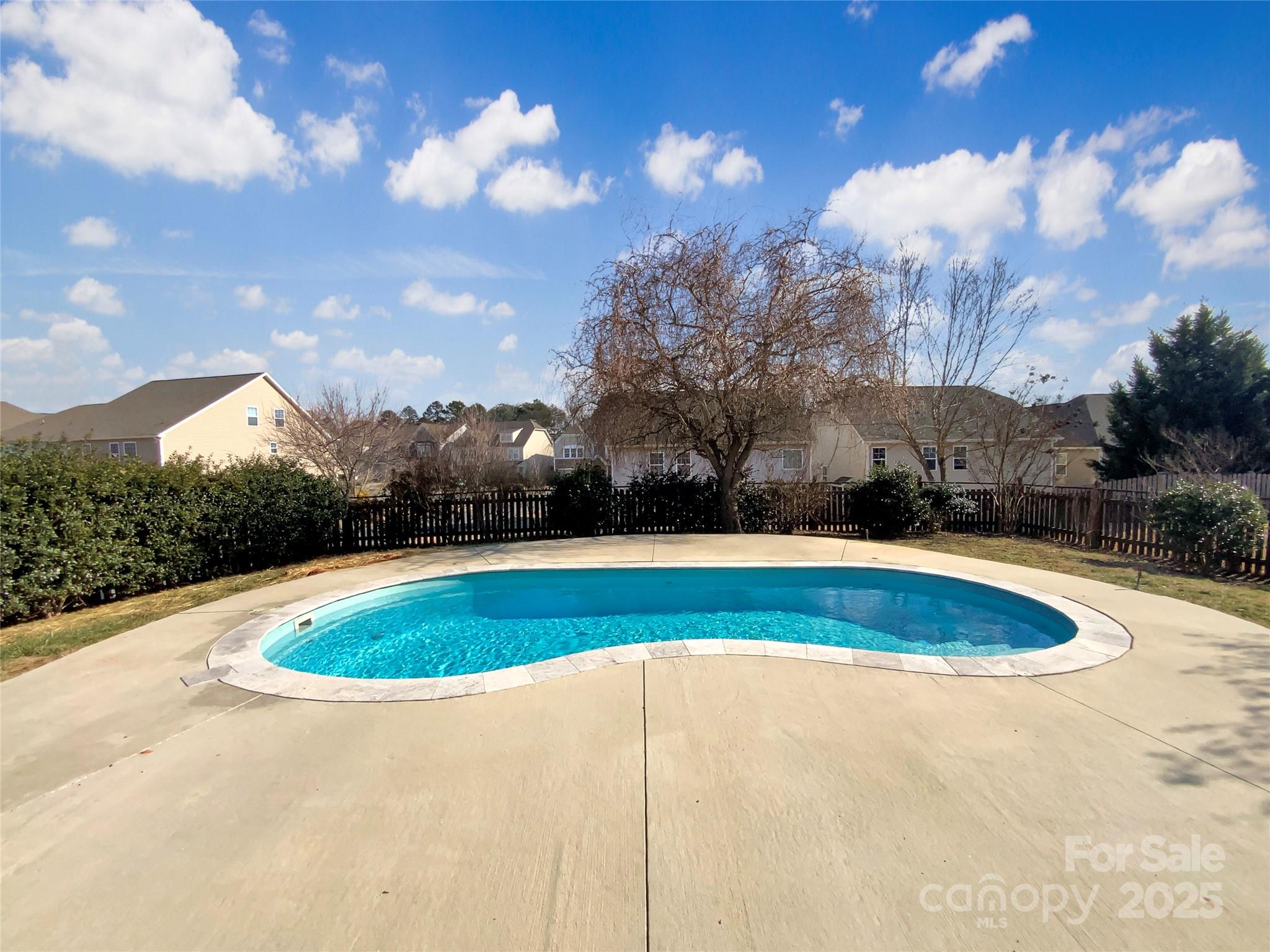 11123 River Oaks Drive NW