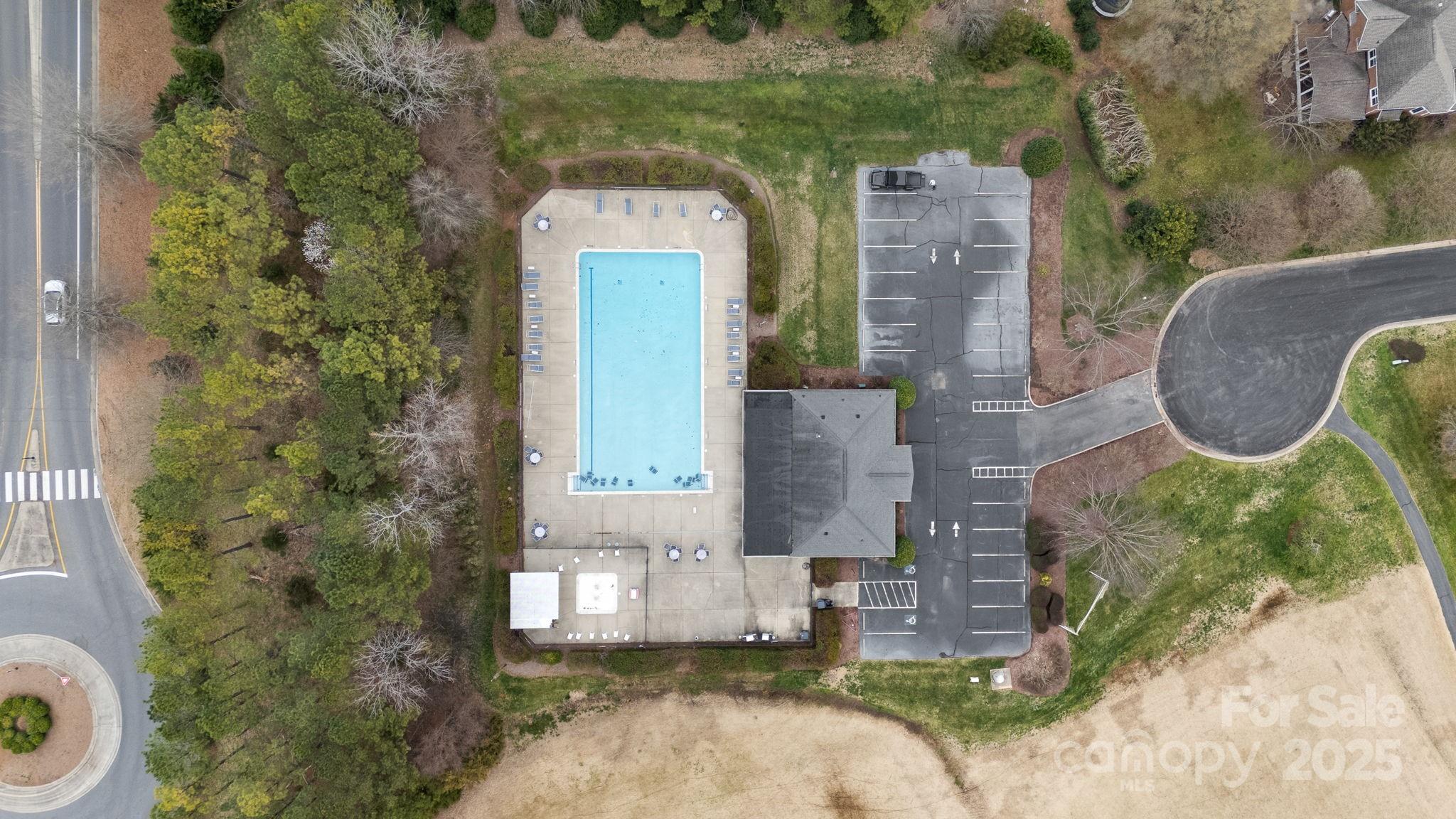 518 Streamside Lane