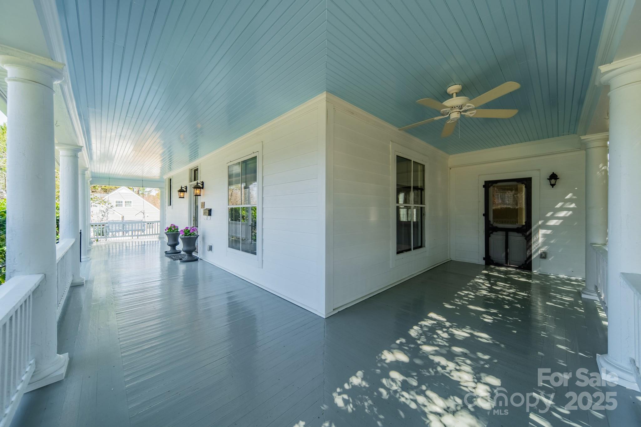 234 N Race Street