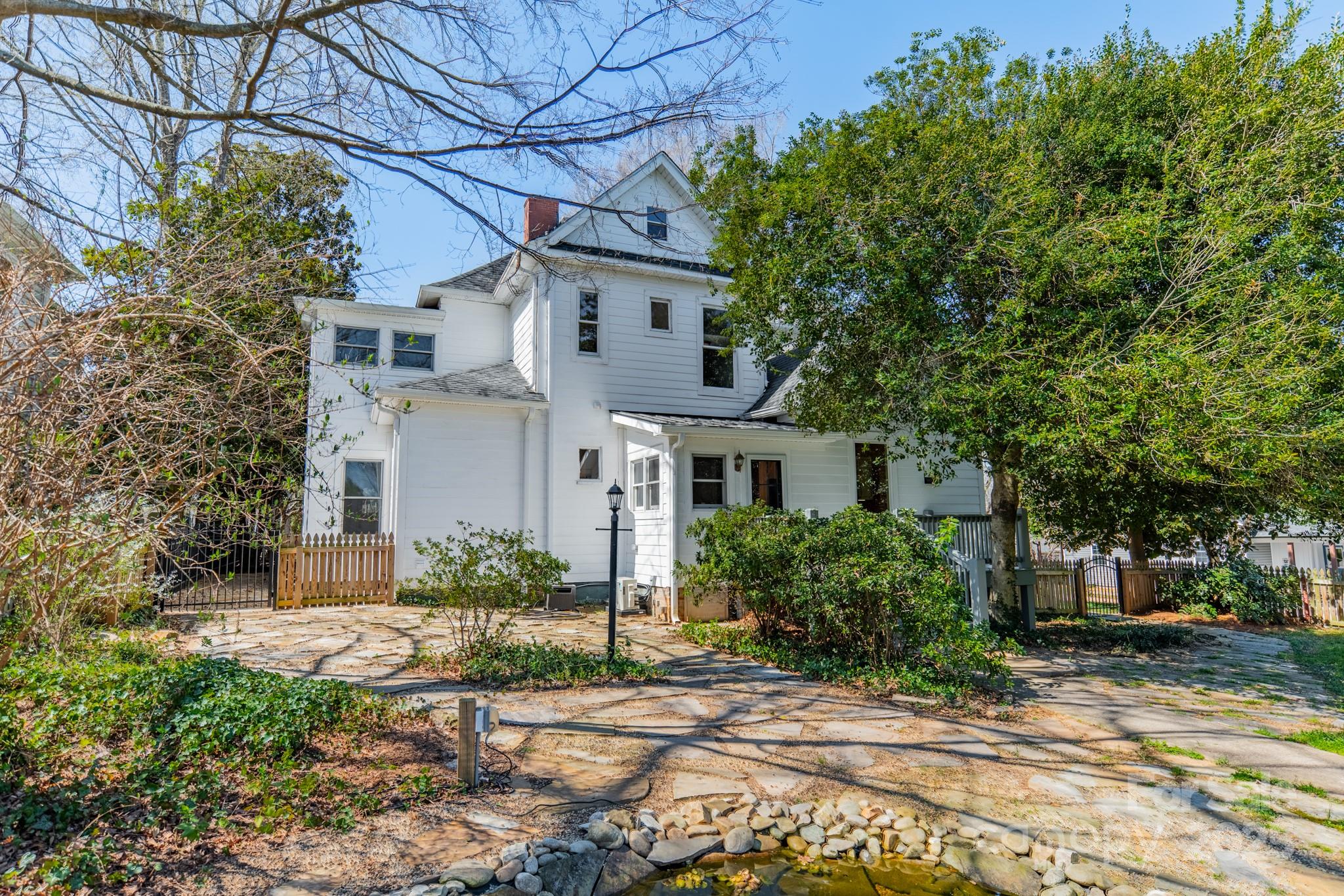 234 N Race Street