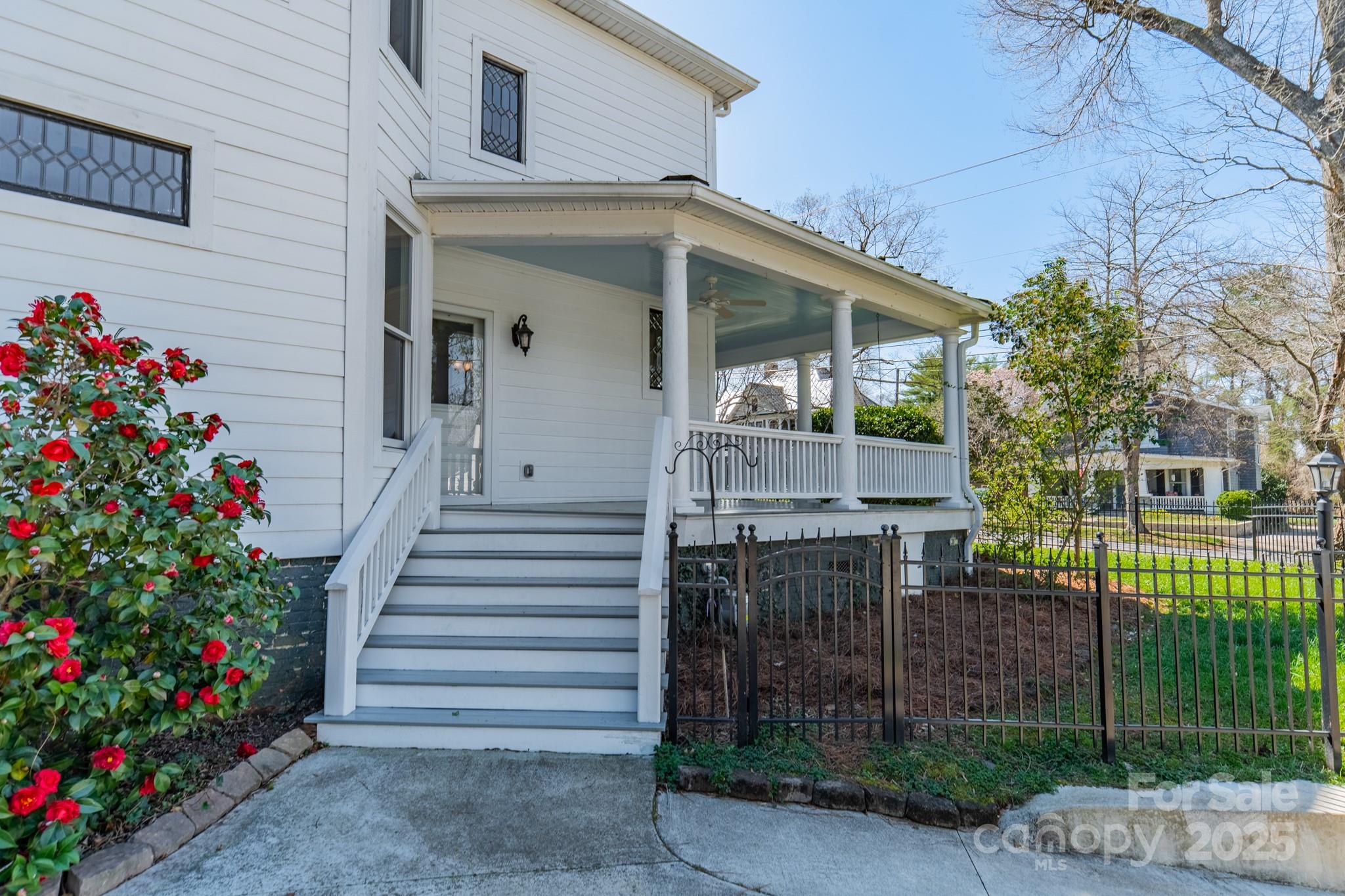 234 N Race Street