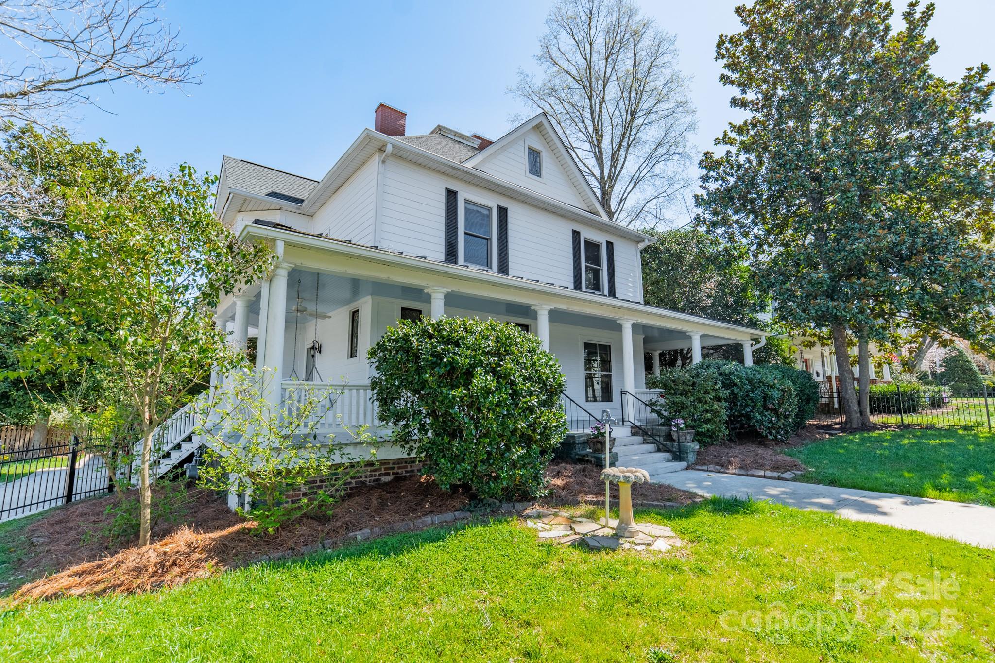 234 N Race Street