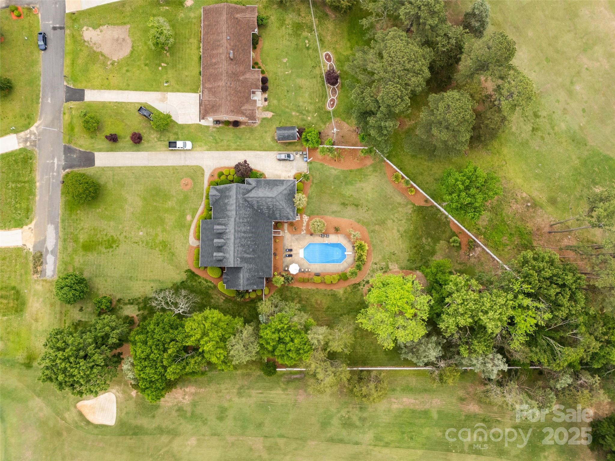 172 Fairway Circle