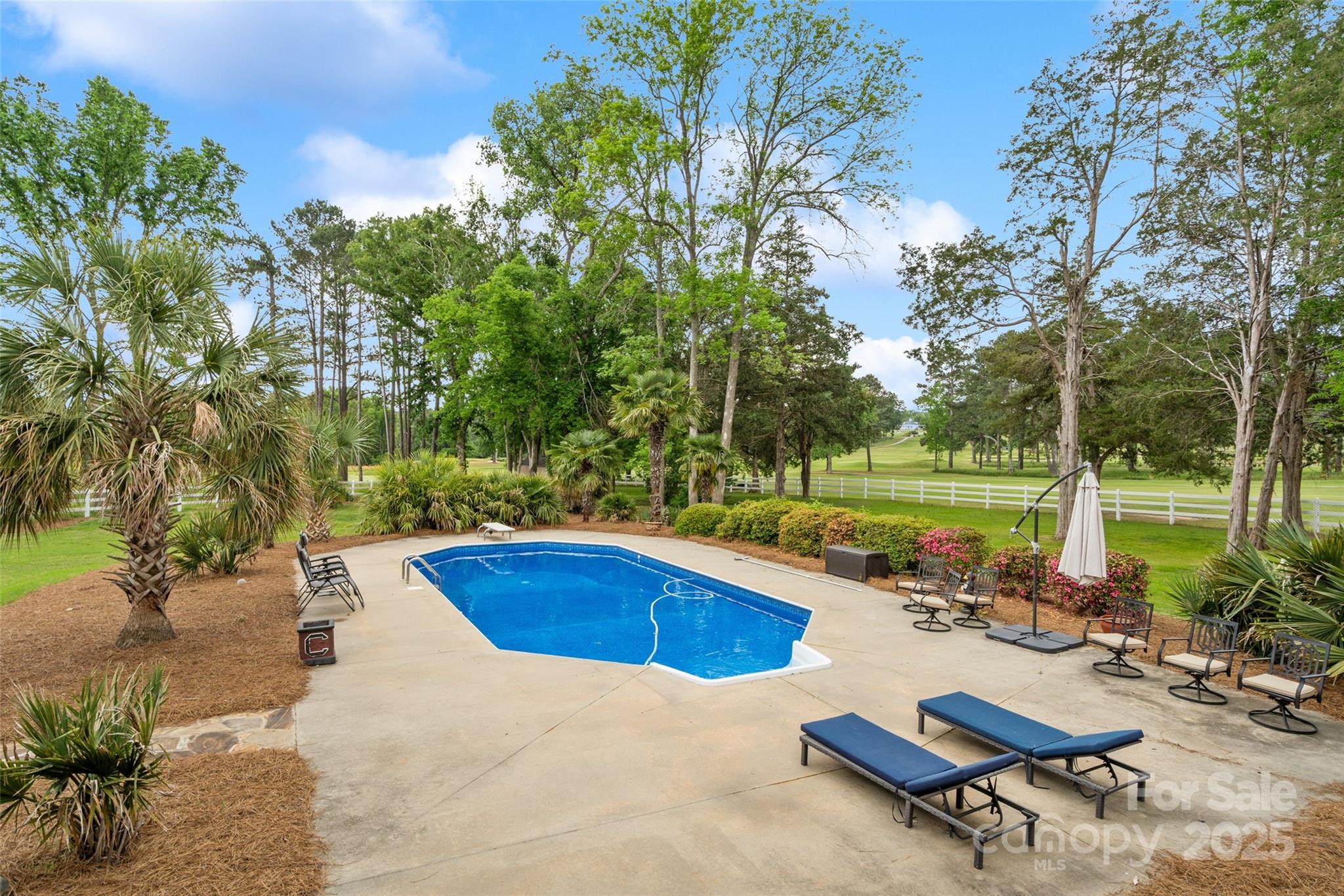 172 Fairway Circle